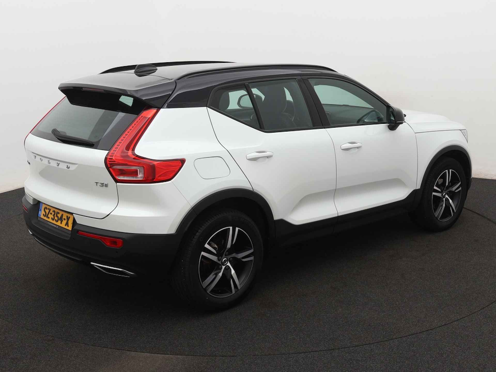 Volvo XC40 1.5 T3 R-Design Adaptive Cruise | Camera | BLISS - 11/31