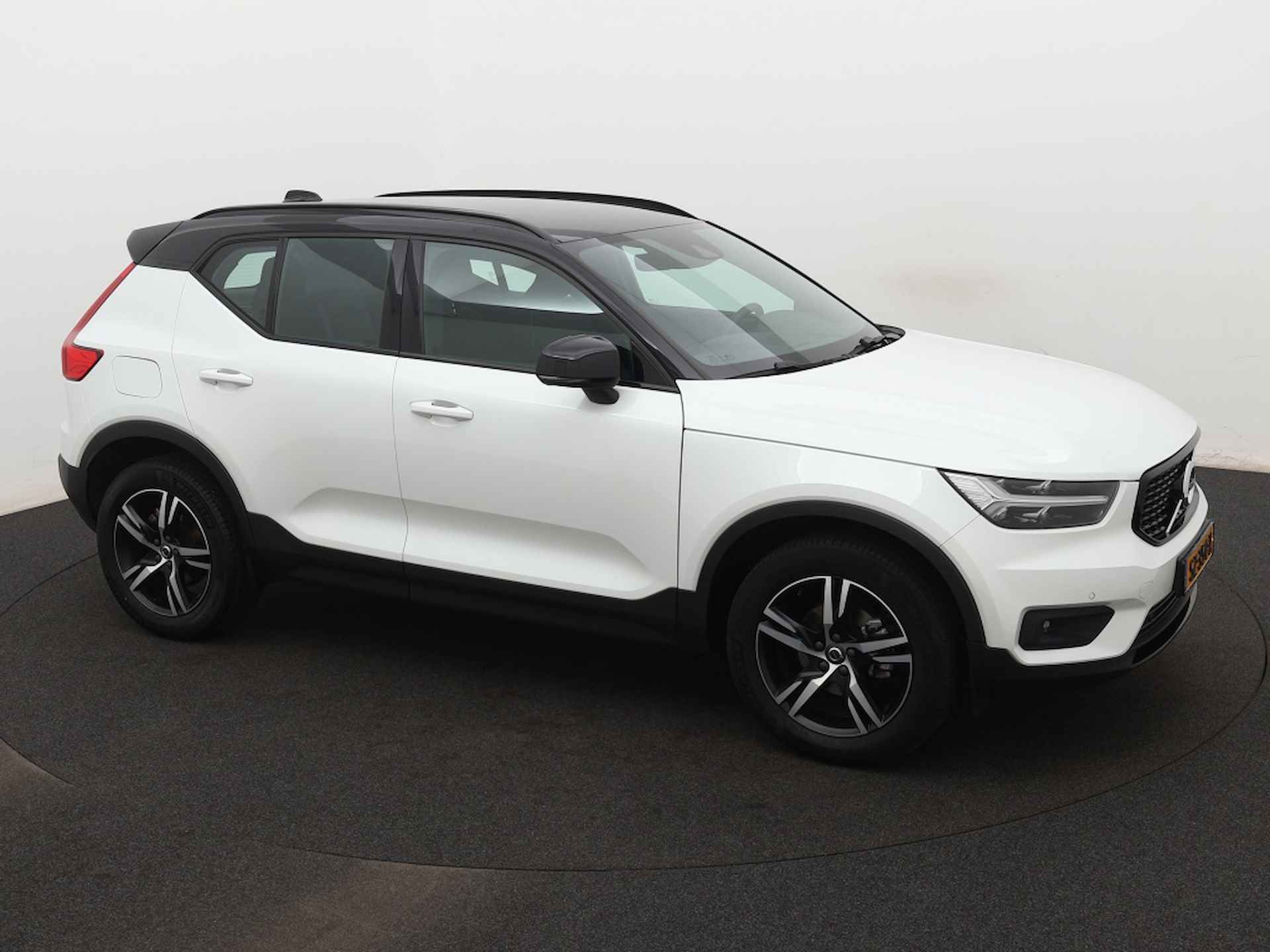 Volvo XC40 1.5 T3 R-Design Adaptive Cruise | Camera | BLISS - 12/31