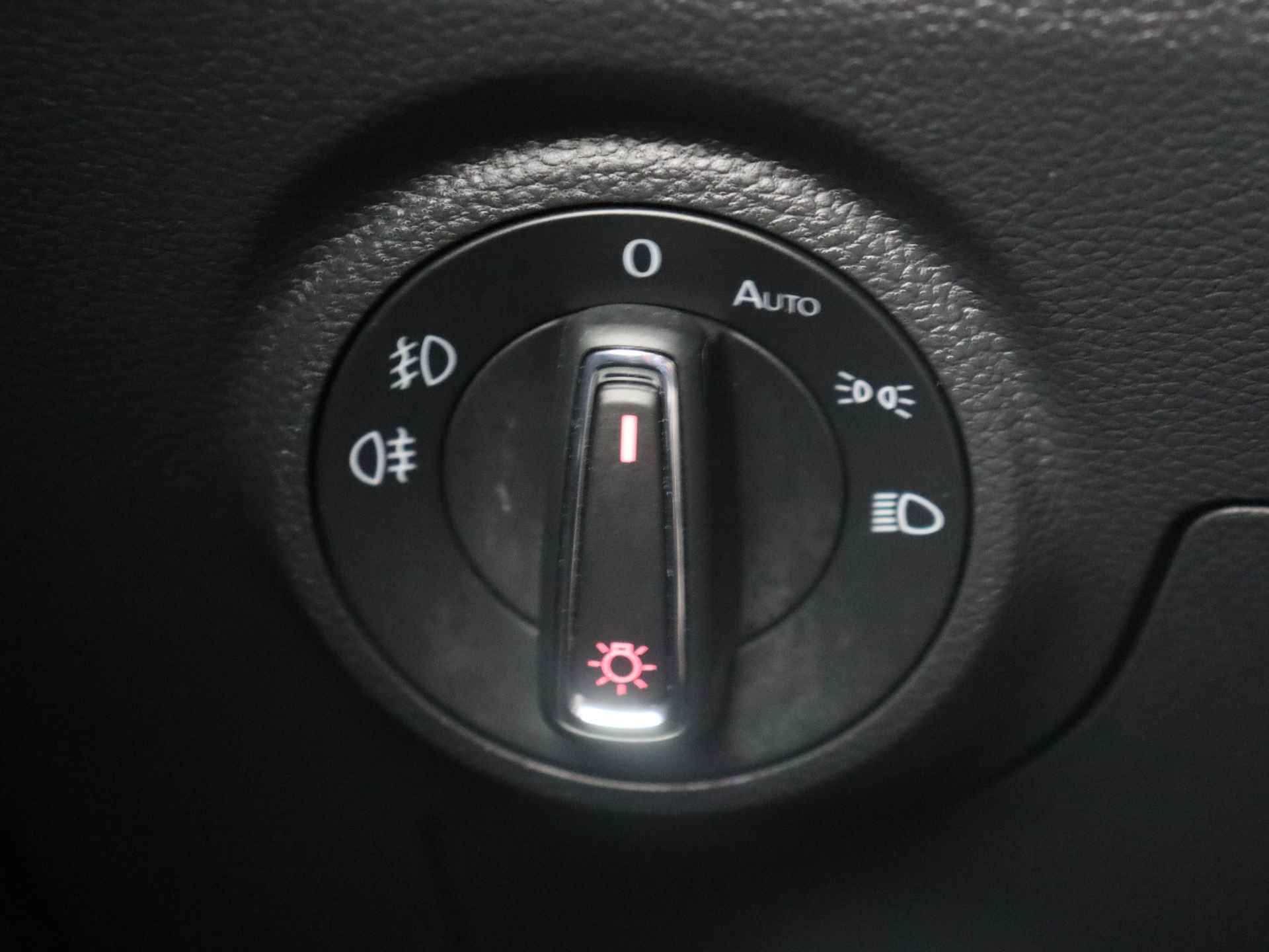 SEAT Ibiza Xcellence 110 pk Automaat | Navigatie | Climate Control | Lichtmetalen velgen - 28/34