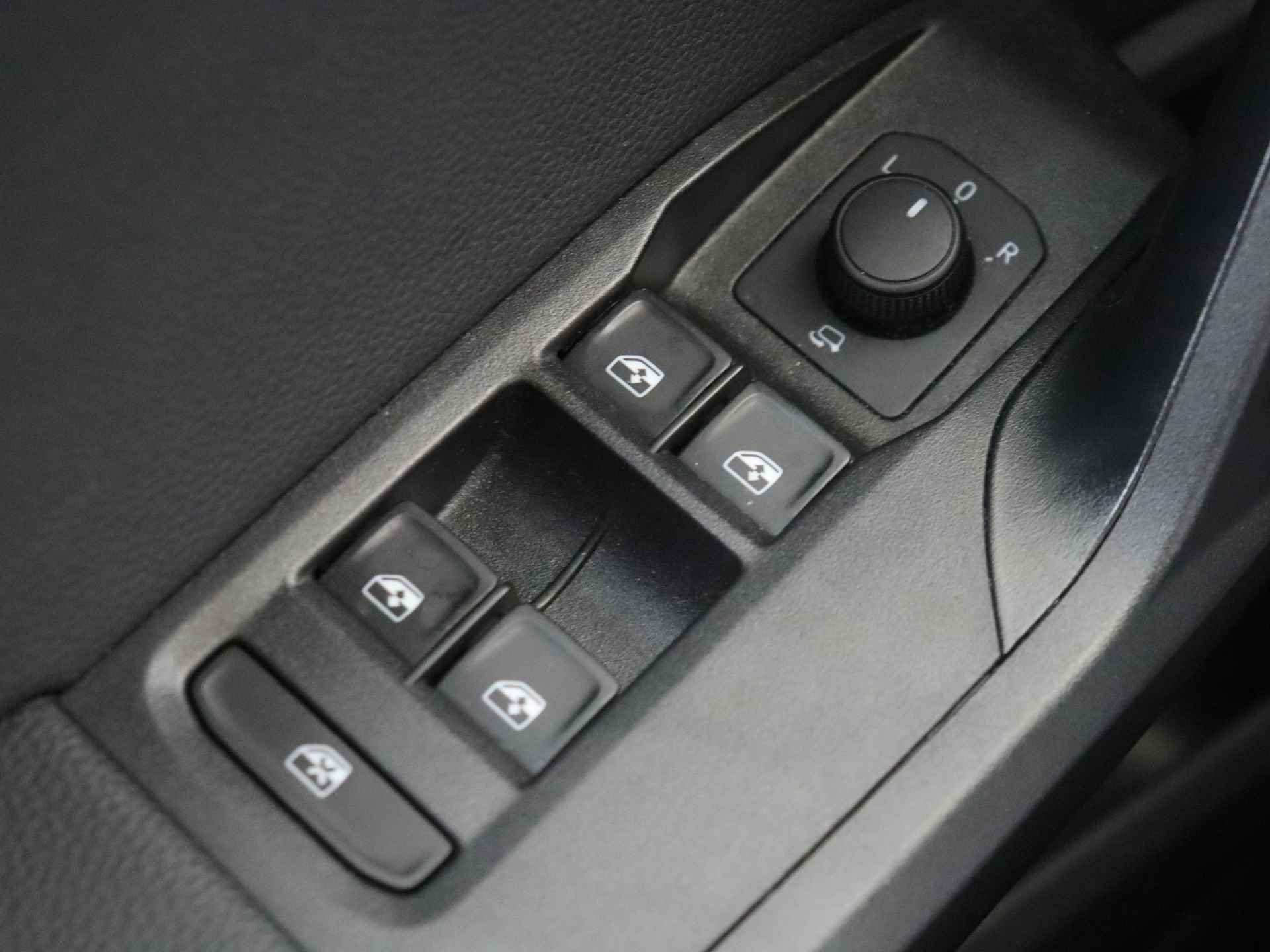 SEAT Ibiza Xcellence 110 pk Automaat | Navigatie | Climate Control | Lichtmetalen velgen - 30/34