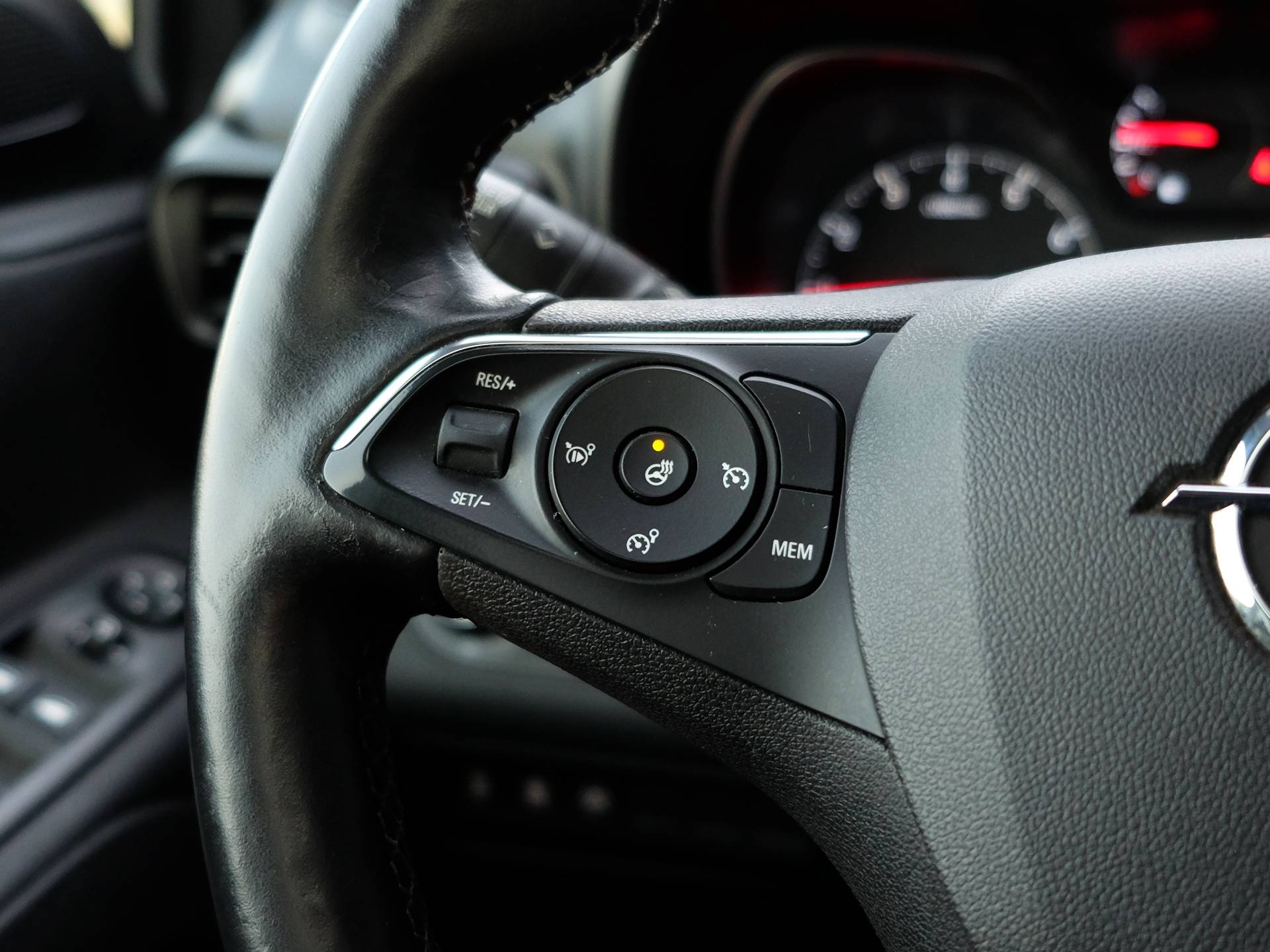 Opel Combo Life 1.2 Turbo 110pk L2H1 Edition | Climate | Navi Full map | Parkeer sensor | Panodak | Stoelverwarming - 15/33