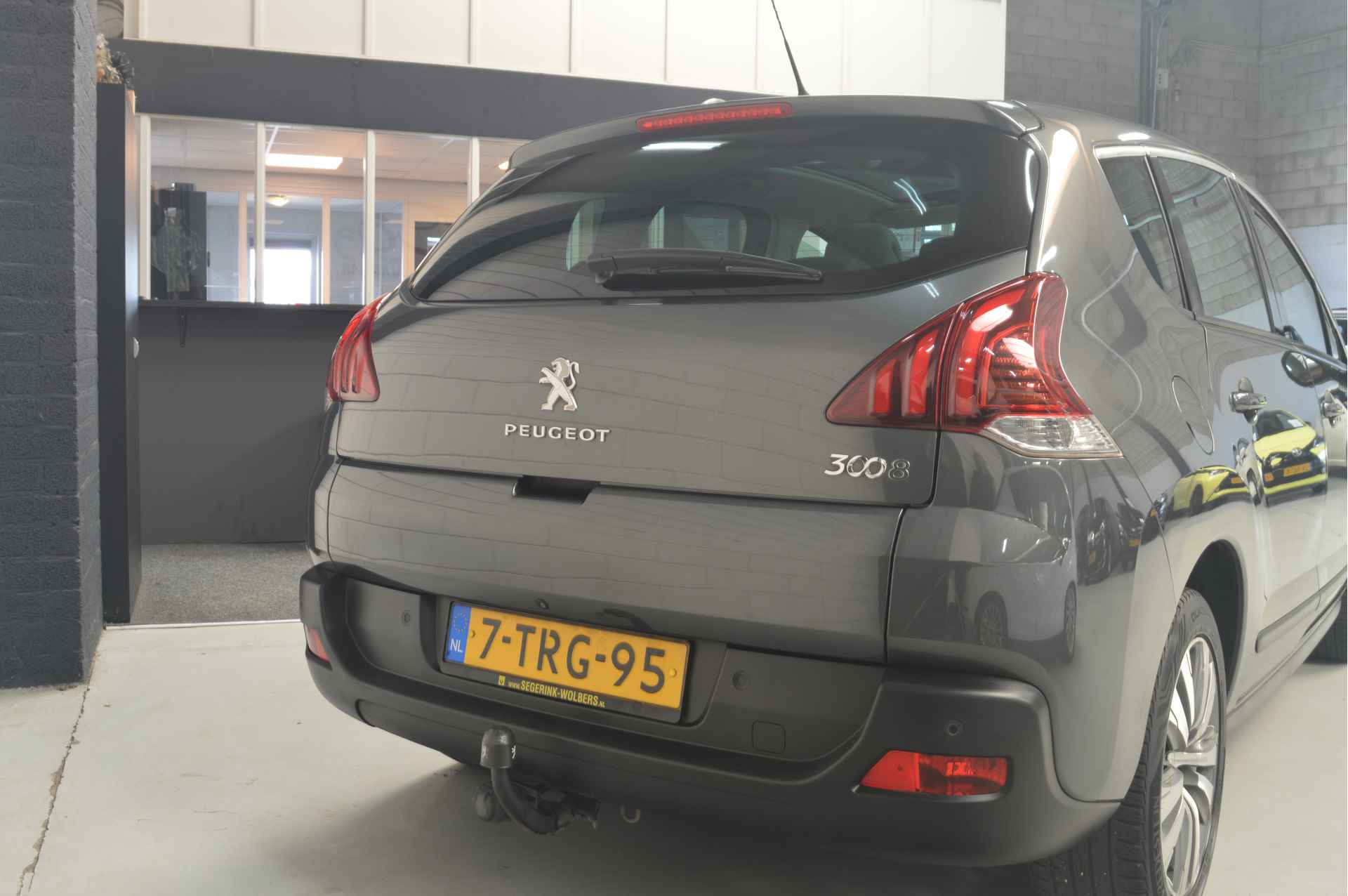 Peugeot 3008 1.6 THP Active // AUTOMAAT // CLIMA // PANO // CRUISE // TREKHAAK // - 5/25