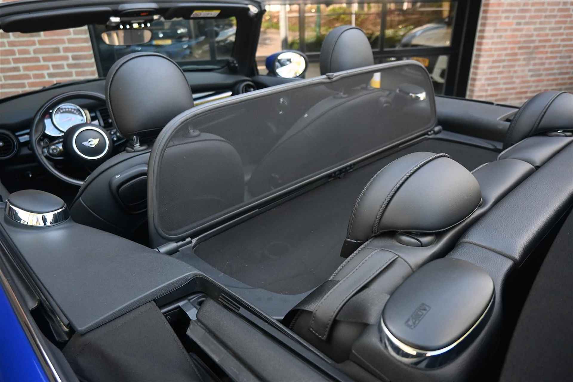 Mini Cooper S Cabriolet 2.0 Chili Leder A.Cam Black Carplay Cruise ´19 - 34/45