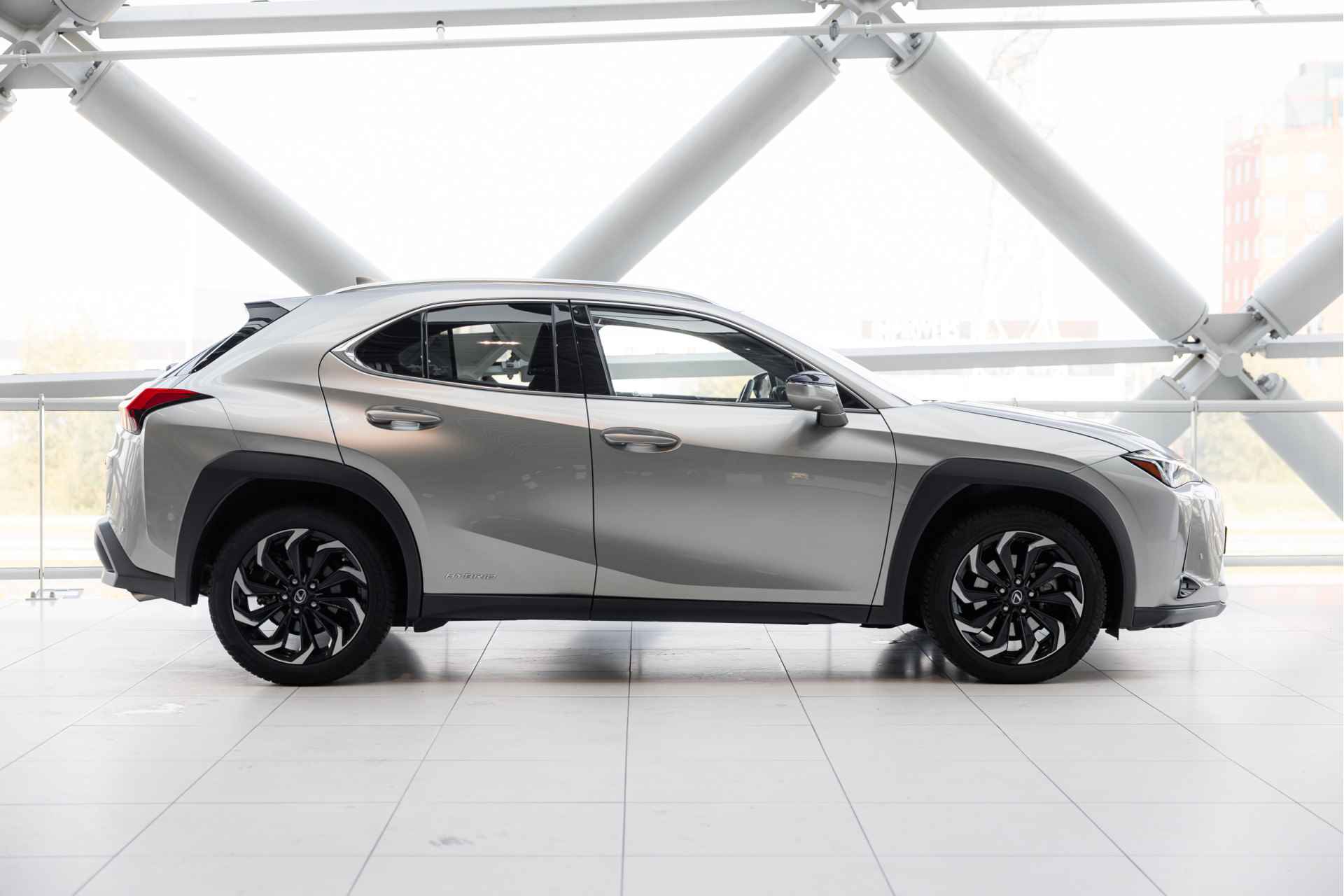 Lexus UX 250h Executive Line Limited | President Pack | Stoelverwarming & Verkoeling | Mark Levinson | Adaptive Cruise Control | - 14/61