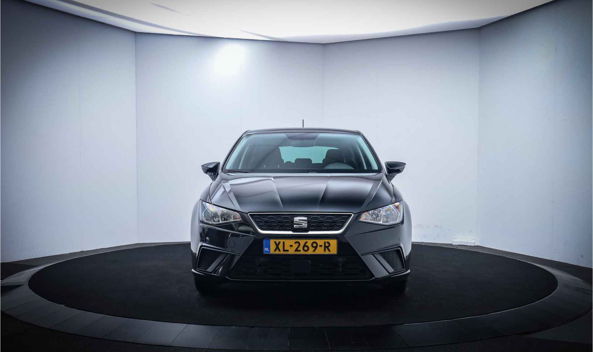 SEAT Ibiza 1.0TSI INTENSE Style CAMERA/CARPLAY/NAVI/CRUISE/CLIMA/PRIV GLASS/PDC V+A/LMV - 2/25