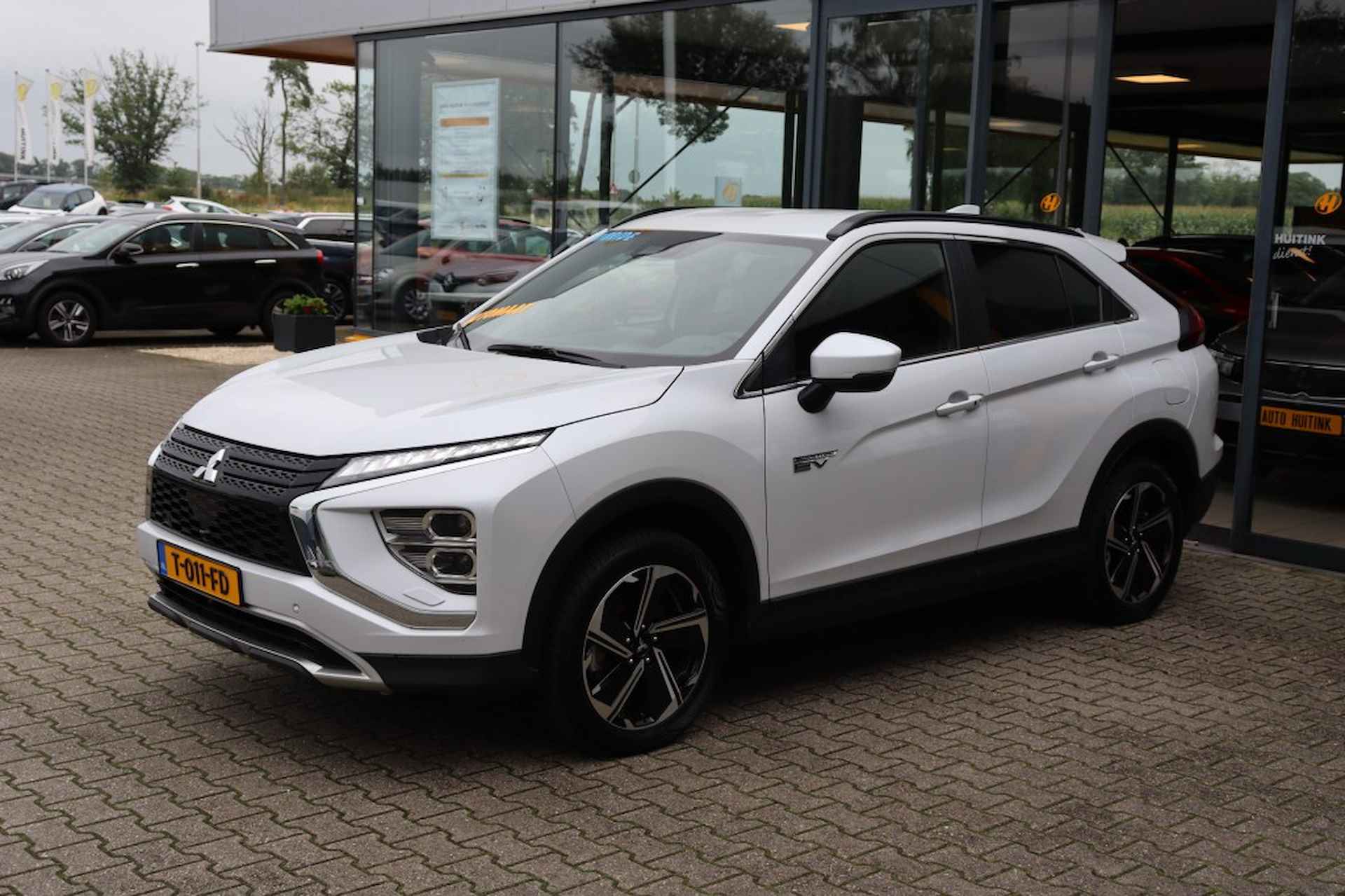 MITSUBISHI Eclipse Cross 2.4 PHEV Intens Plus - Navi - Camera - 6/50