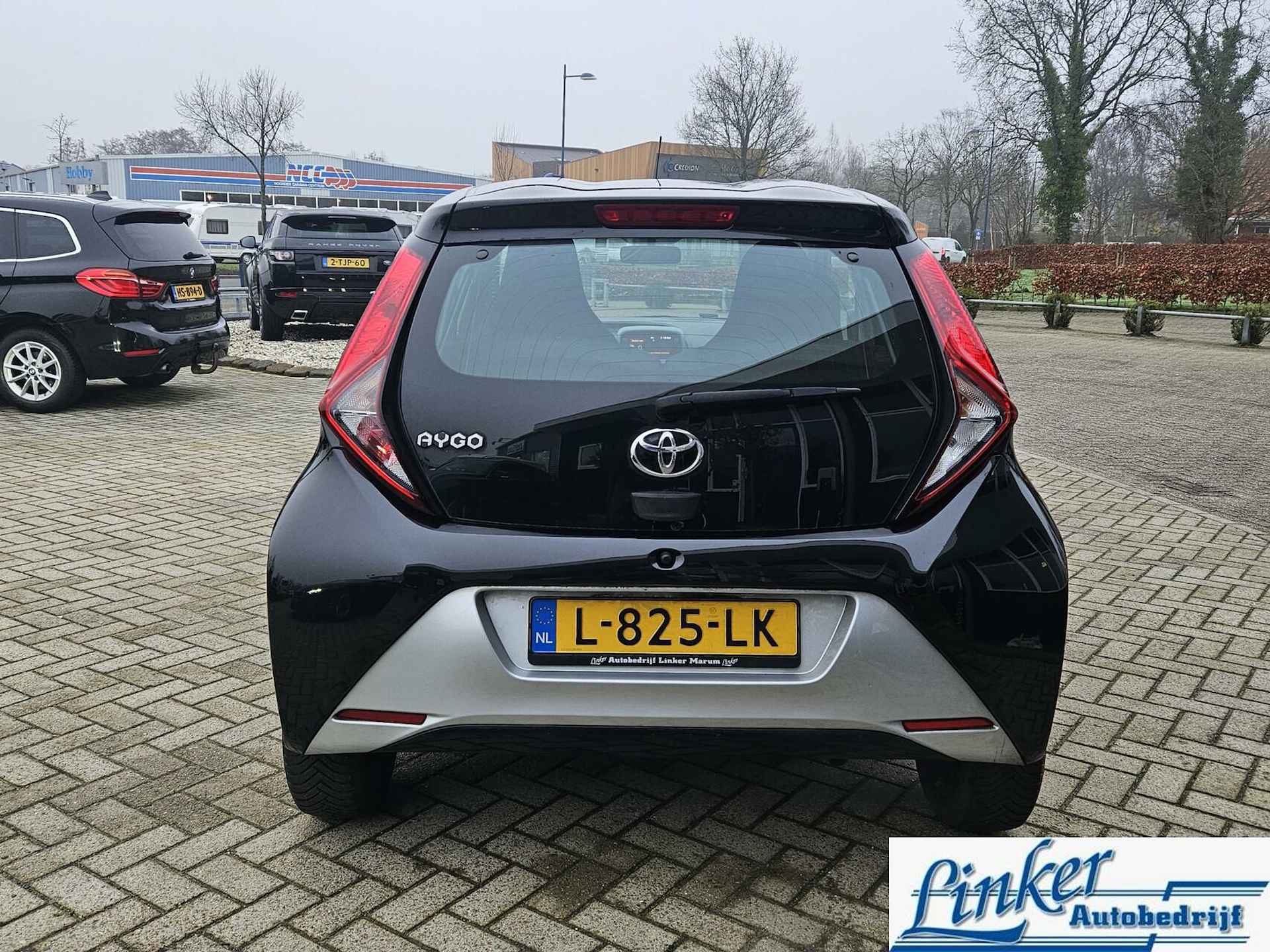 Toyota Aygo 1.0 VVT-i x-play CAMERA CARPLAY GEEN AFLEVERKOSTEN - 7/21