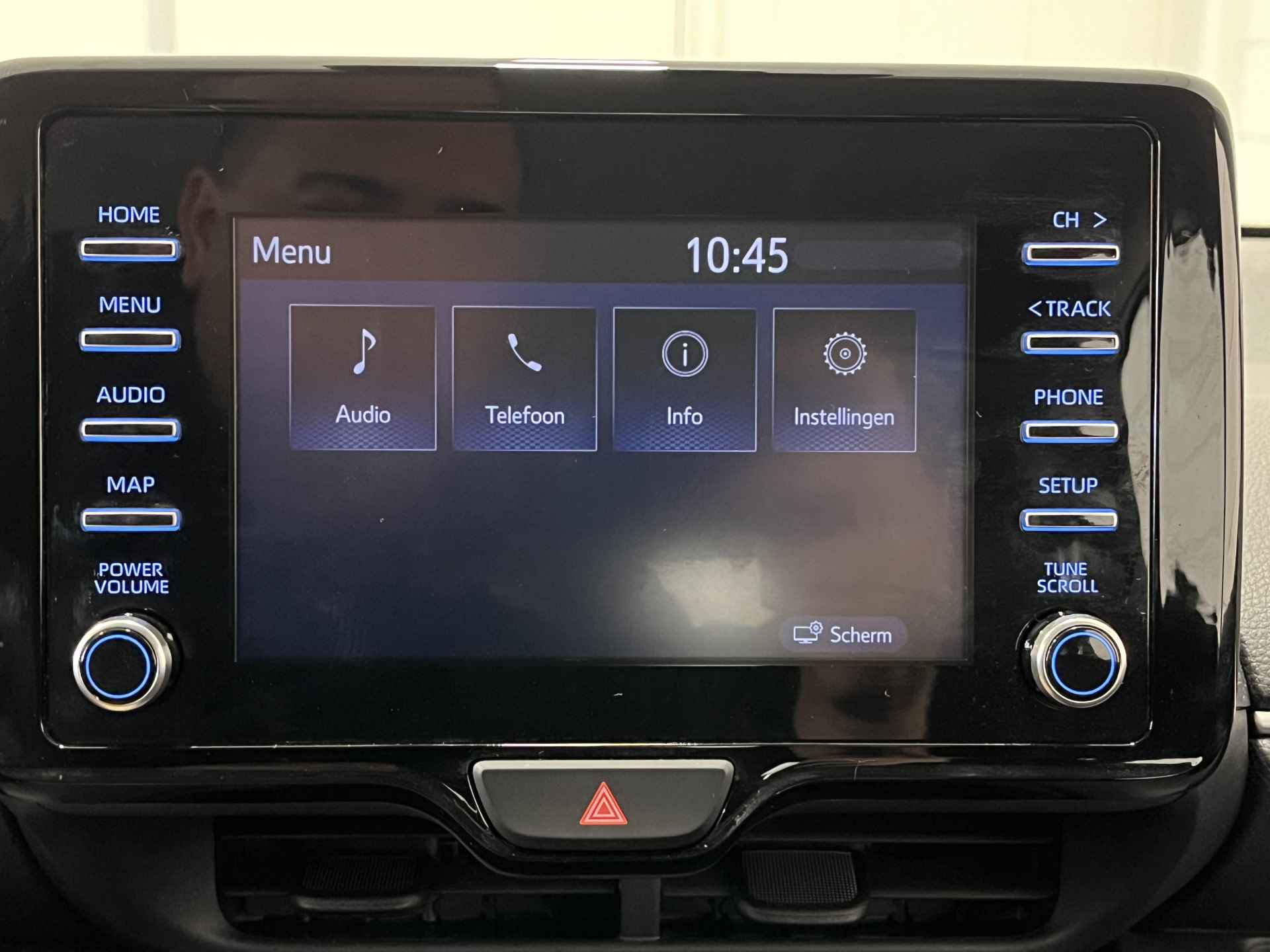 Mazda 2 Hybrid 1.5 Pure RIJKLAAR PRIJS! | APPLE / ANDROID NAVIGATIE | STOELVERWARMING | ZUINIGE AUTOMAAT! - 29/42