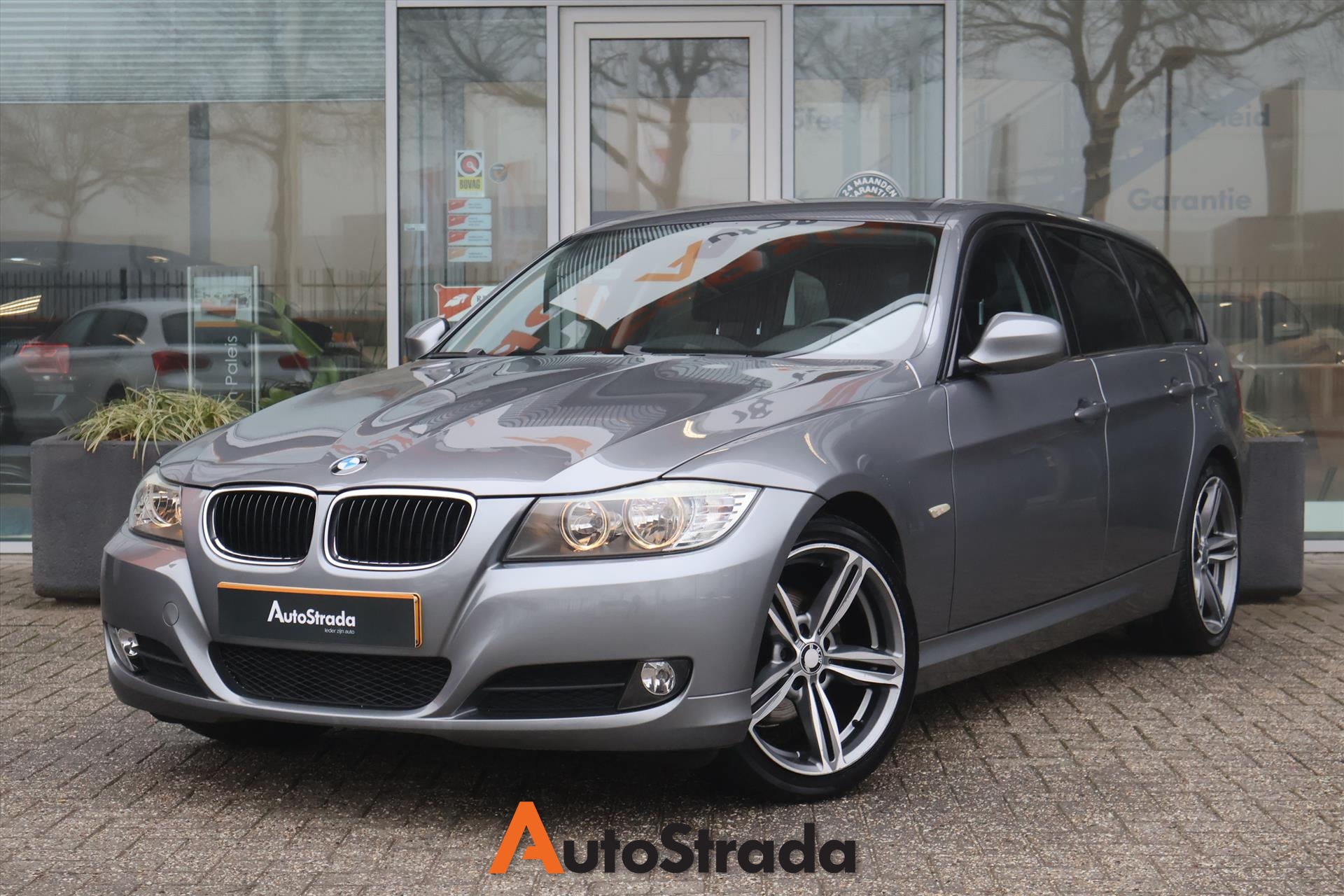 BMW 3-Serie 316i Touring Executive I Navigatie I Clima I Cruise I NAP