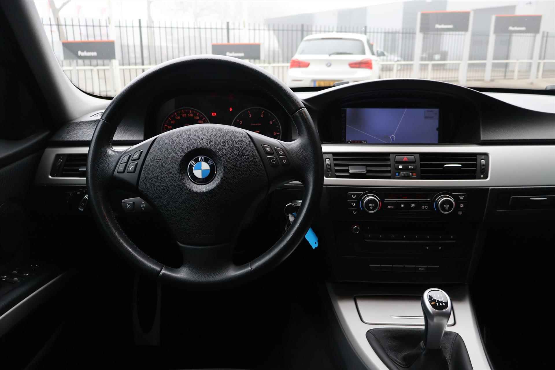 BMW 3-Serie 316i Touring Executive I Navigatie I Clima I Cruise I NAP - 6/39