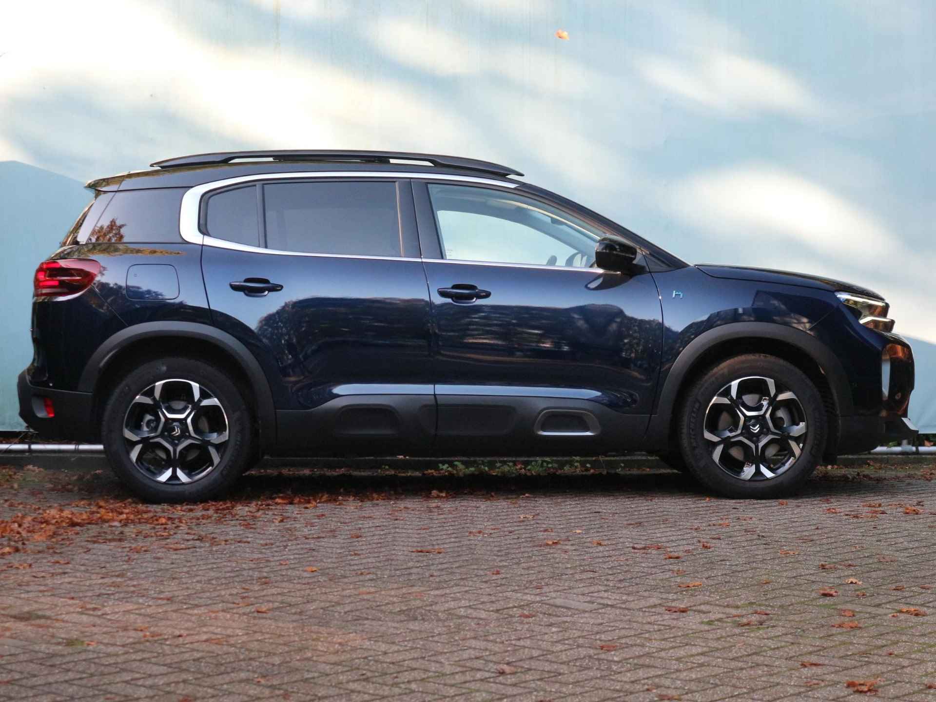 Citroen C5 Aircross 1.6 Plug-in Hybrid 180 Max / Schuif-/kanteldak / Adaptive cruise control / 19" Velgen - 37/48