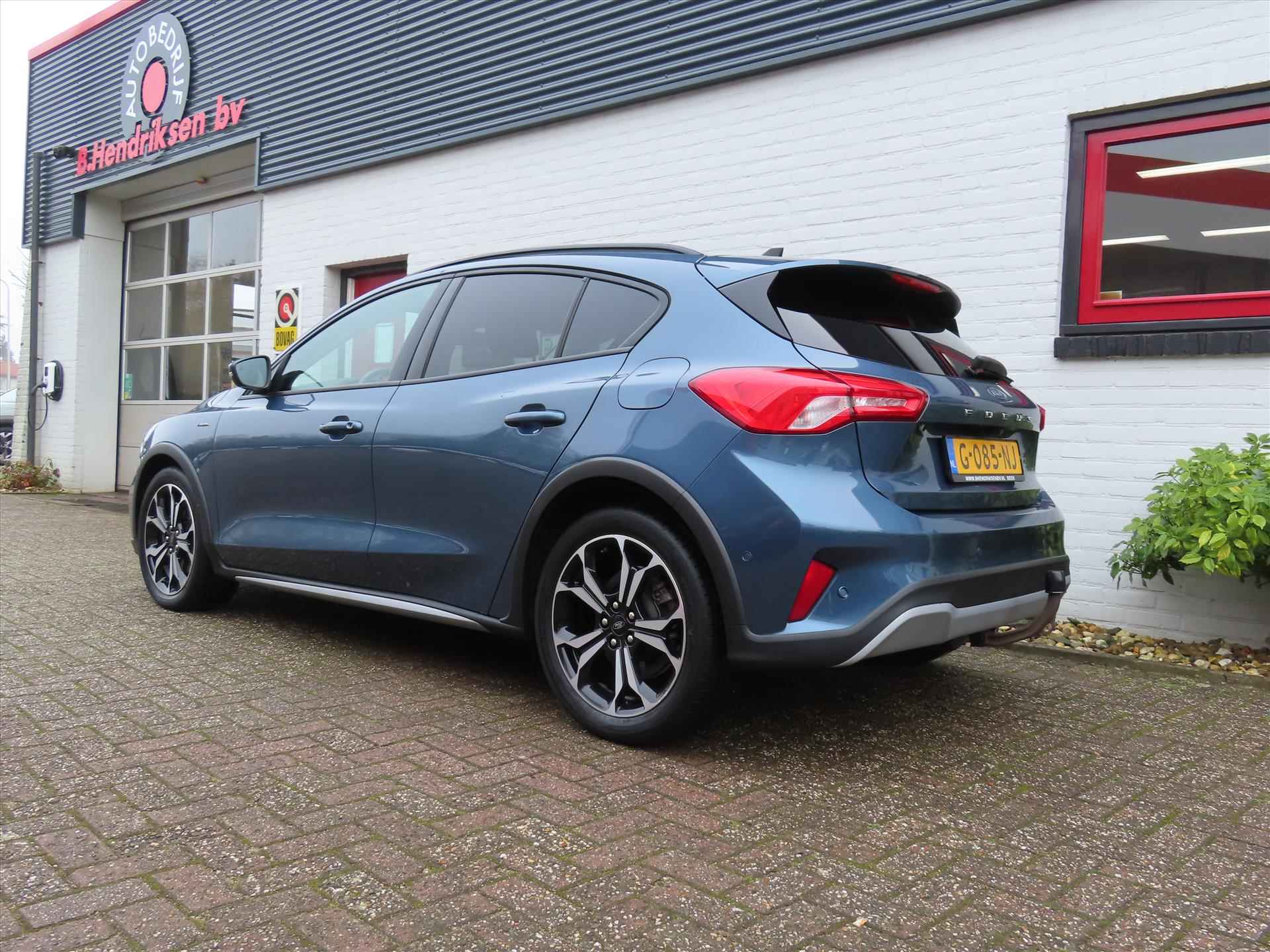 Ford Focus 1.5 EcoBoost 150pk Active Business/ Trekhaak/ Camera achter/ Stoelverwarming/ 18 Inch velgen/ DAB/ Apple Carplay/ 1 Eigenaar/ Origineel NL/ NAP - 44/46