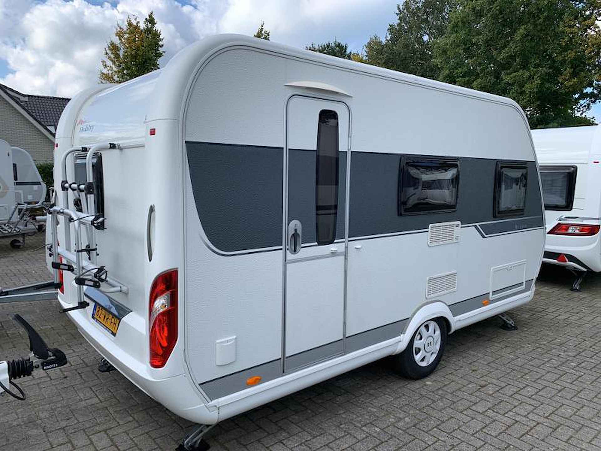 Hobby De Luxe 440 SF Voortent/Luifel/Fietsdr. - 3/11