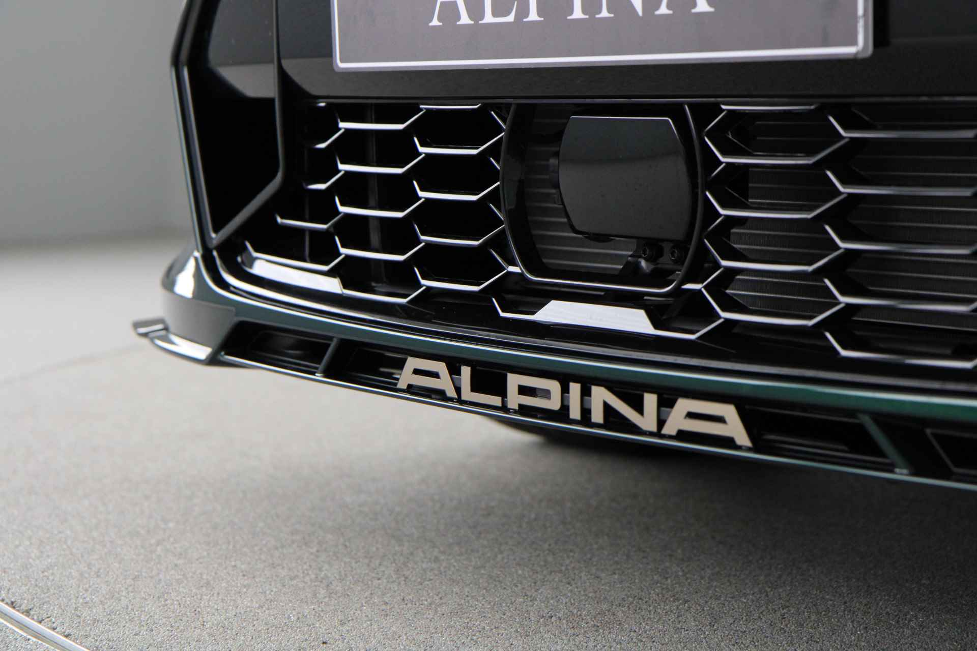 Alpina B3 GT Touring SWITCH-TRONIC Allrad - ALPINA Green II - 31/40