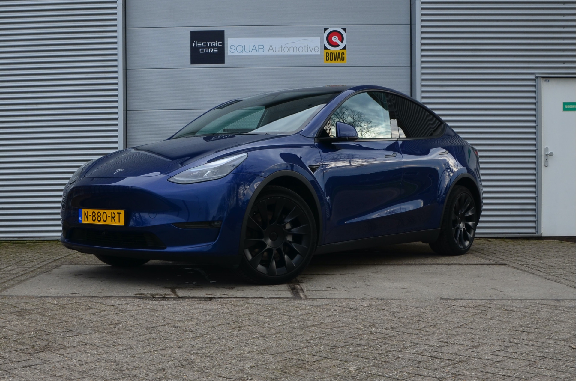 Tesla Model Y Long Range AWD 75 kWh Enhanced AutoPilot+FSD, 20", Acceleration Boost