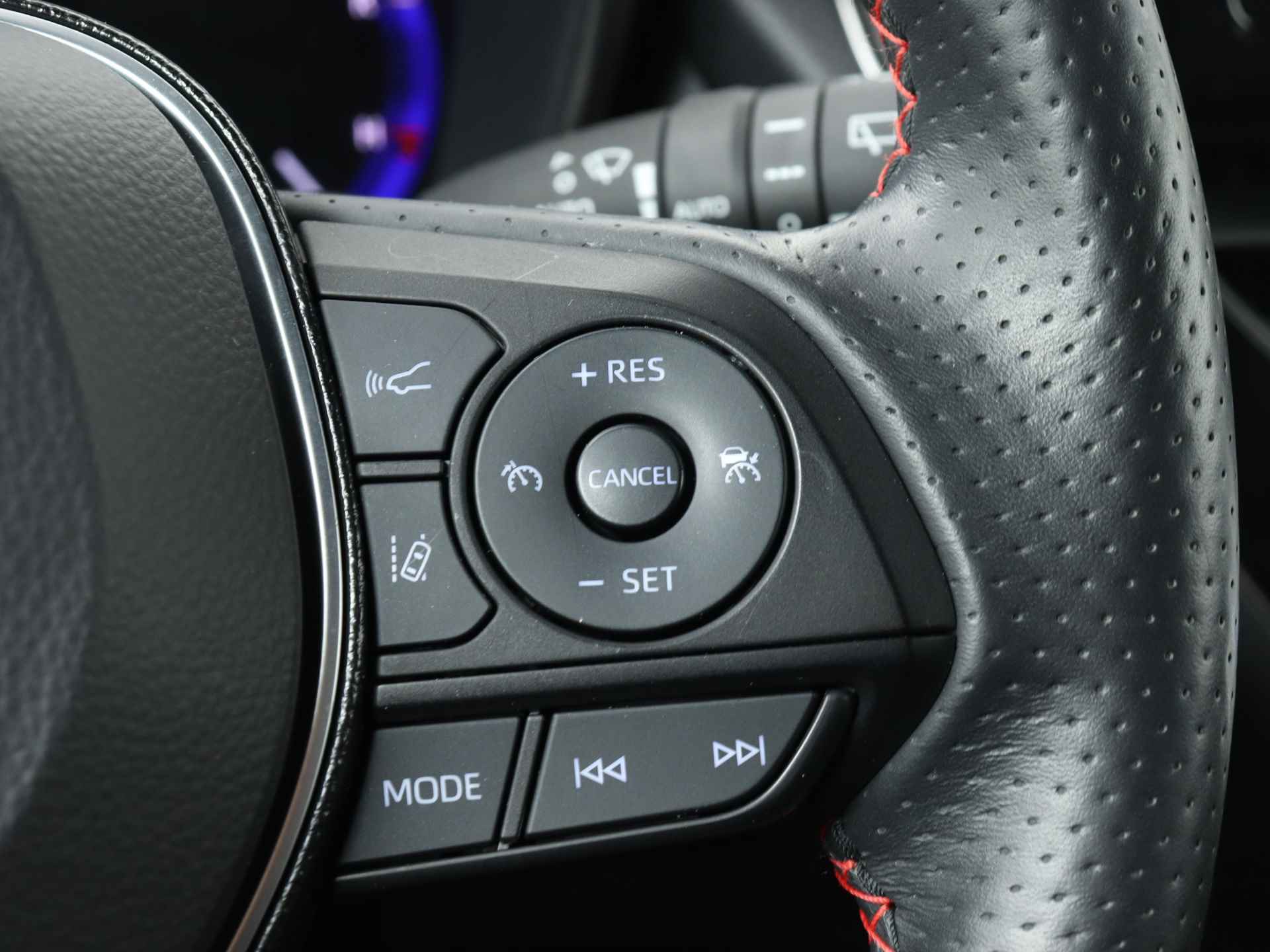 Toyota Corolla Touring Sports 2.0 Hybrid Business GR-Sport | JBL | Head-Up Display | Navigatie | Elektrische Achterklep | Norbert Hattink ovb TFS - 26/47