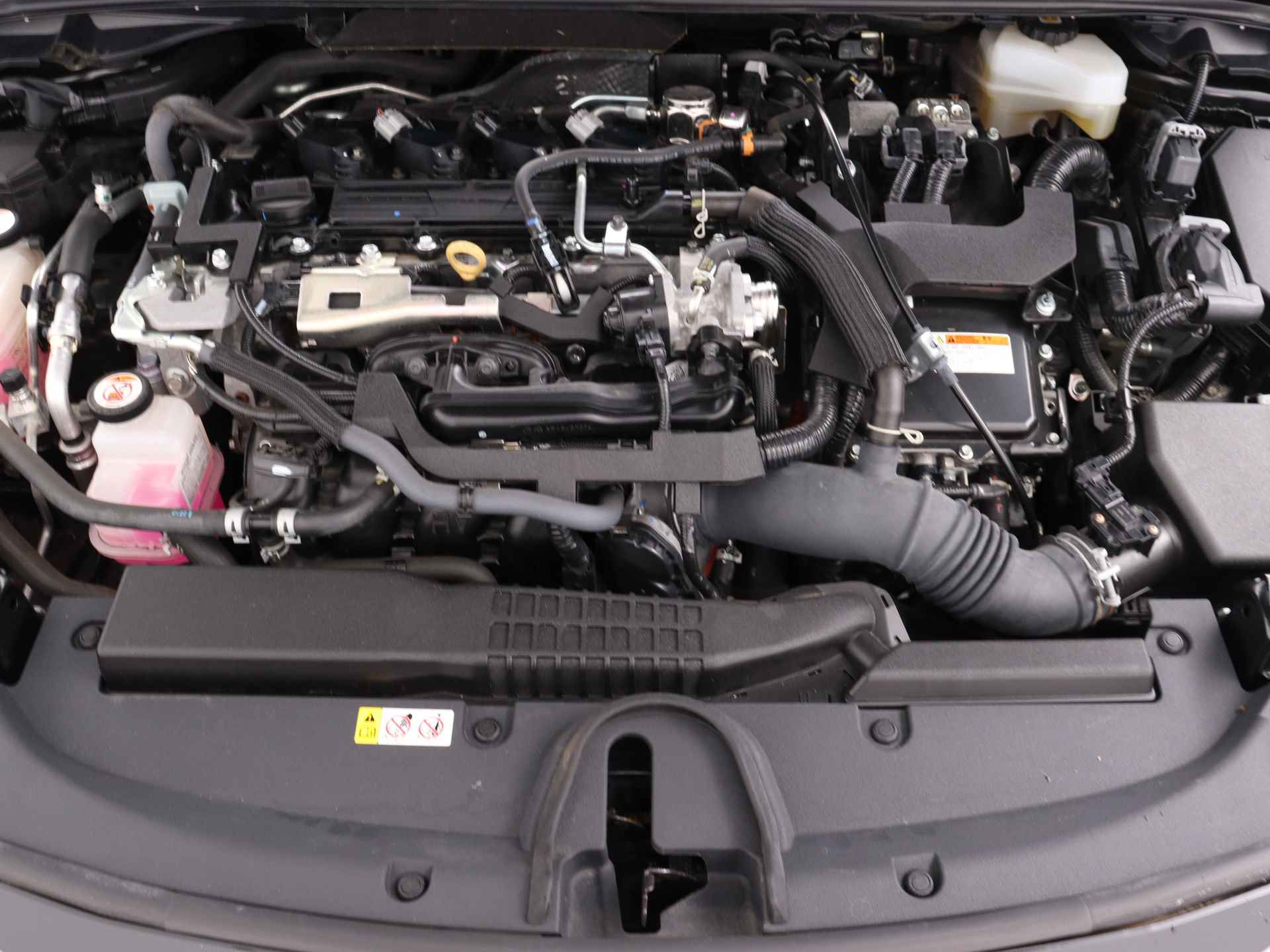Toyota Corolla Touring Sports 2.0 Hybrid Business GR-Sport | JBL | Head-Up Display | Navigatie | Elektrische Achterklep | Norbert Hattink ovb TFS - 43/47