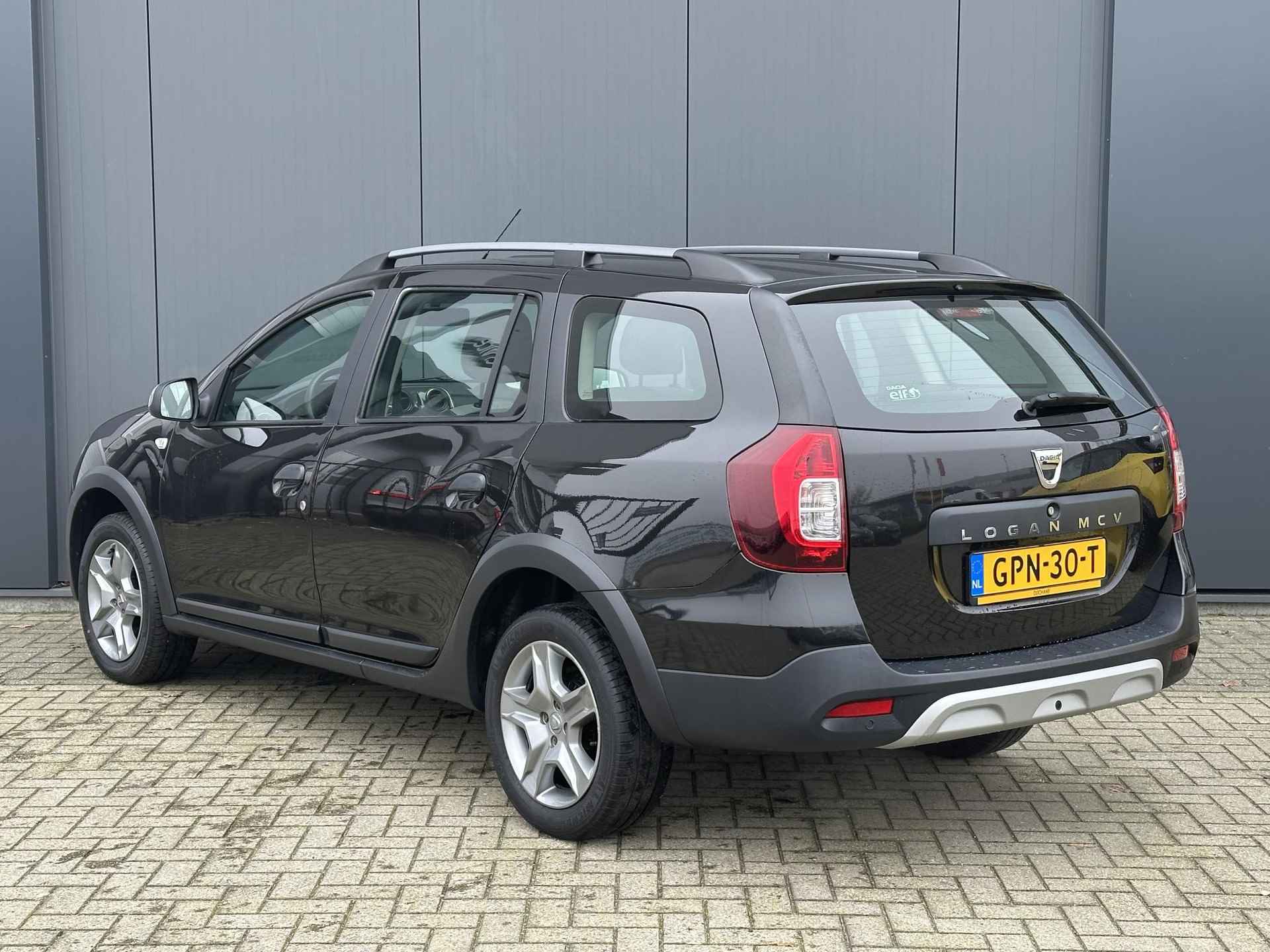 Dacia Logan MCV TCe 90 Stepway | Achteruitrijcamera | Stoelverwarming | Navigatie | Parkeersensoren - 4/33