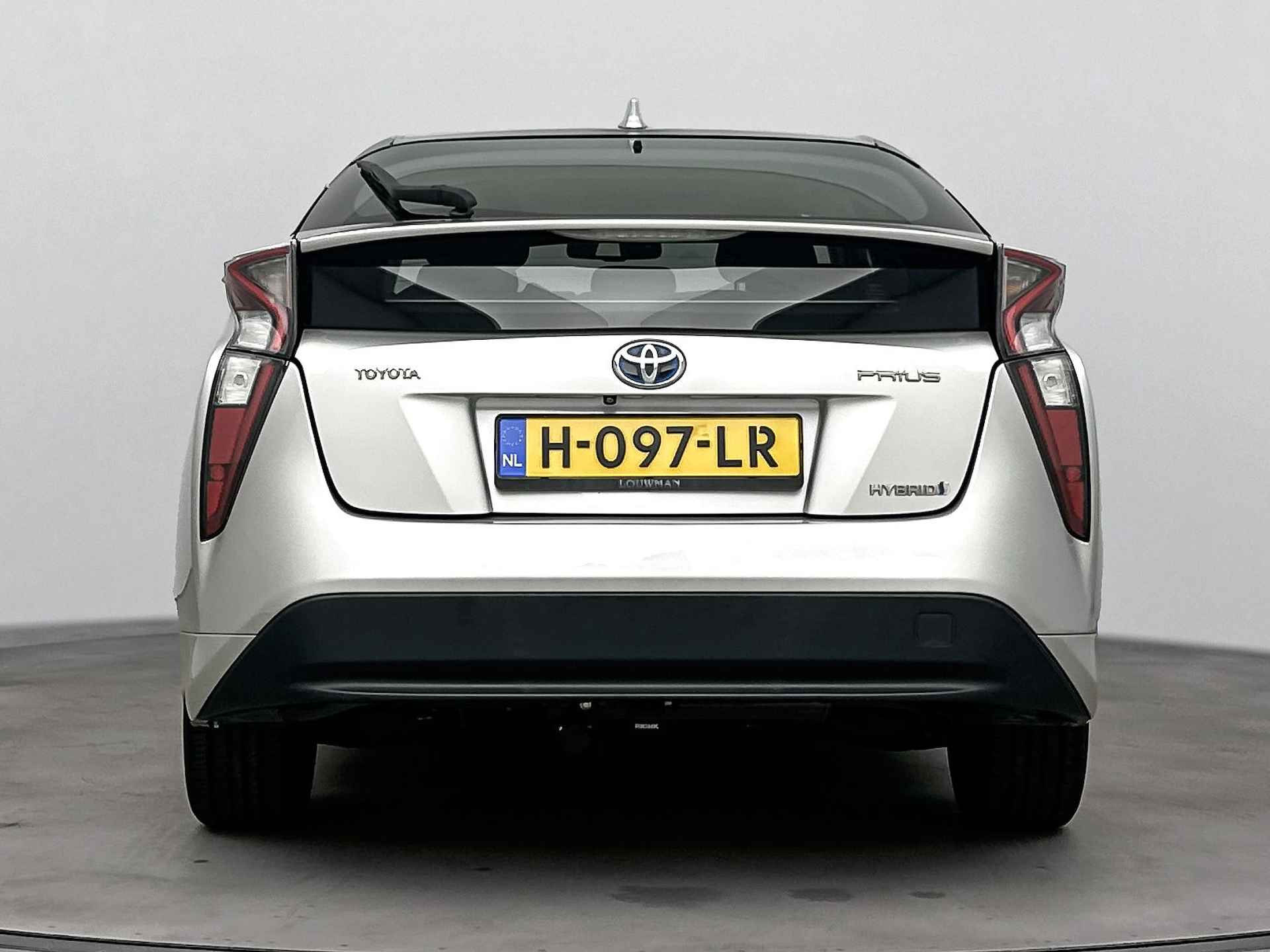 Toyota Prius 1.8 First Edition Limited | Navigatie | Trekhaak | Stoelverwarming | Head up Display | Airco Aut. | - 28/41