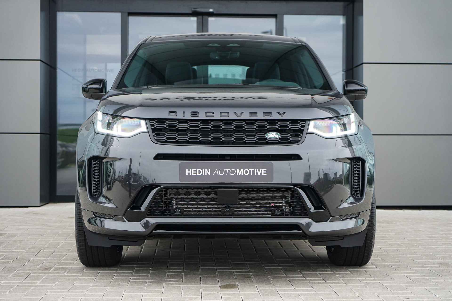 Land Rover Discovery Sport P300e 1.5 R-Dynamic SE | Panoramadak | Privacy Glass | 20" | Oyster Leder - 2/29