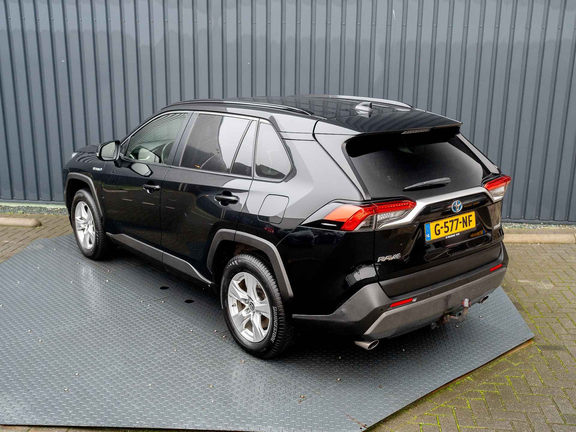 Toyota RAV4 2.5 Hybrid AWD Business Intro | Trekhaak afnb. | Bearlock | Stoelverw. | Parkeersensoren V&A | Navi | Camera | Prijs Rijklaar!! - 35/43