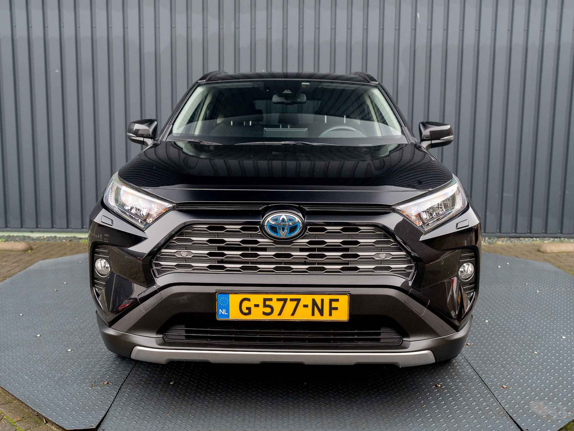 Toyota RAV4 2.5 Hybrid AWD Business Intro | Trekhaak afnb. | Bearlock | Stoelverw. | Parkeersensoren V&A | Navi | Camera | Prijs Rijklaar!! - 37/43