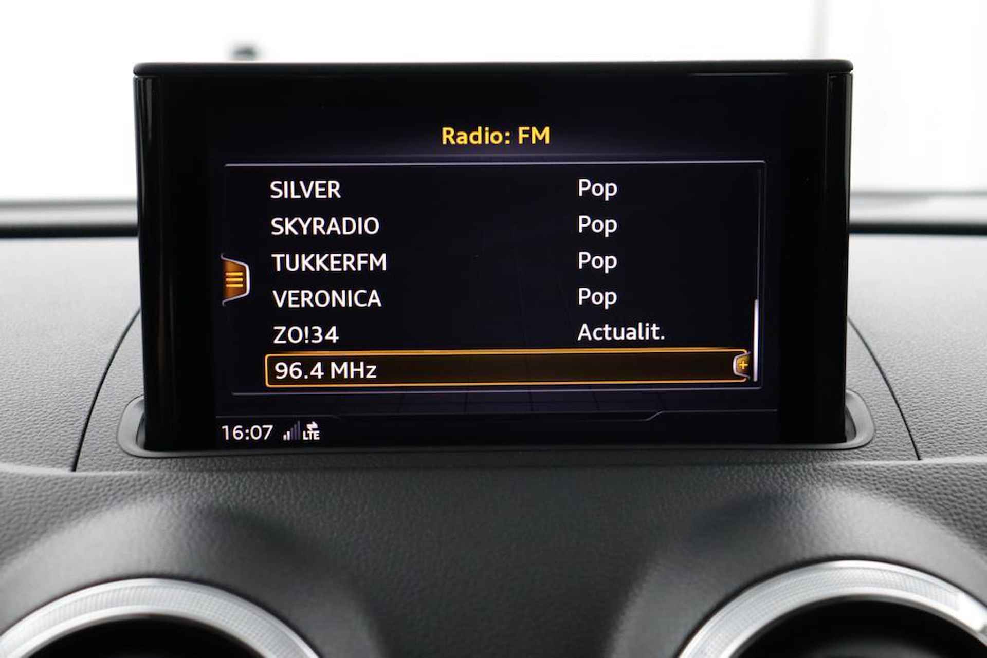 Audi A3 Sportback 35 TFSI 150Pk Advance / Virtual / Clima / Navi - 8/41