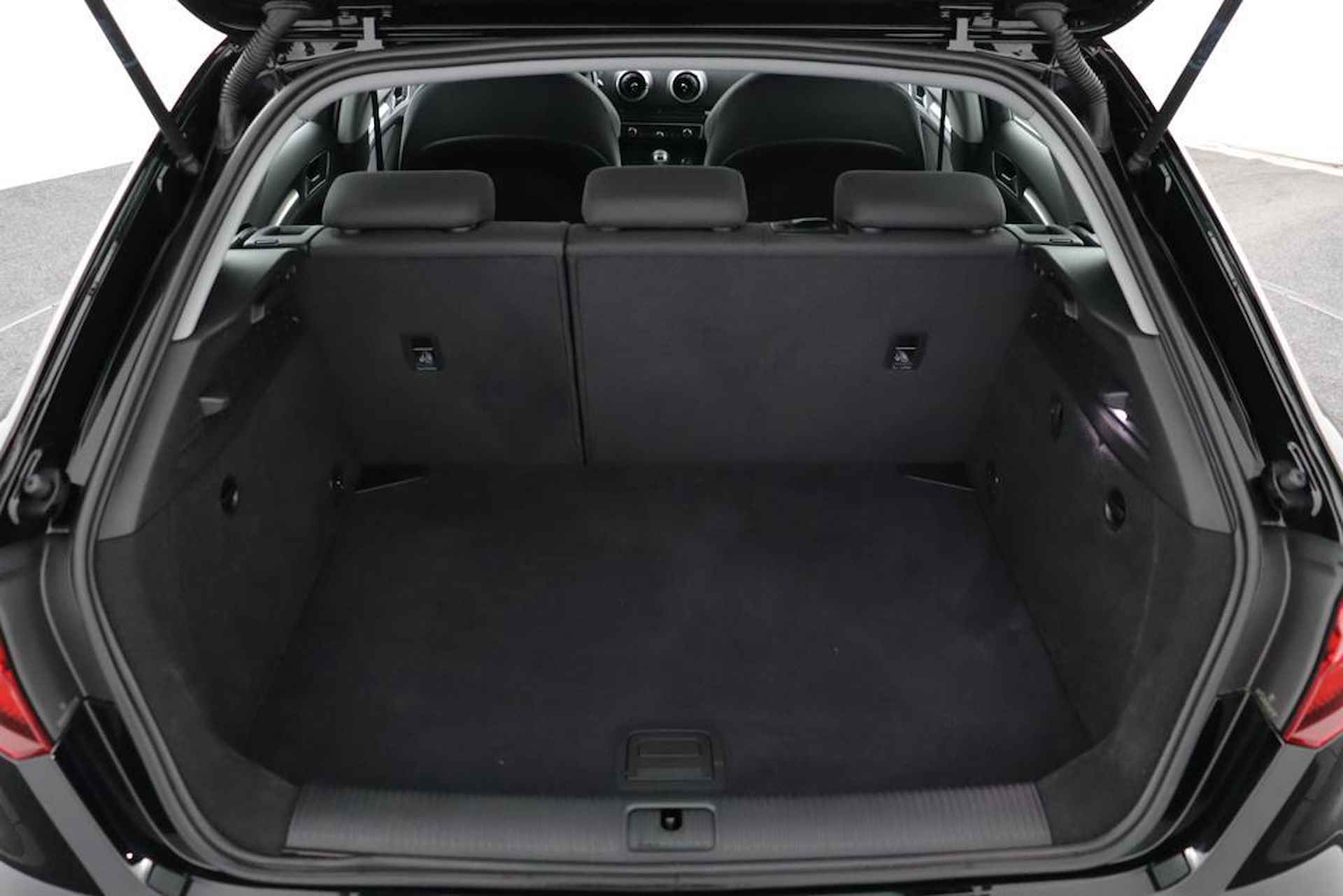 Audi A3 Sportback 35 TFSI 150Pk Advance / Virtual / Clima / Navi - 18/41