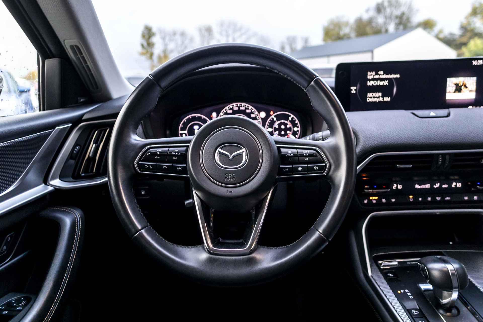 Mazda CX-60 2.5 e-SkyActiv PHEV Takumi | BOSE | Pano | 360° camera - 7/40