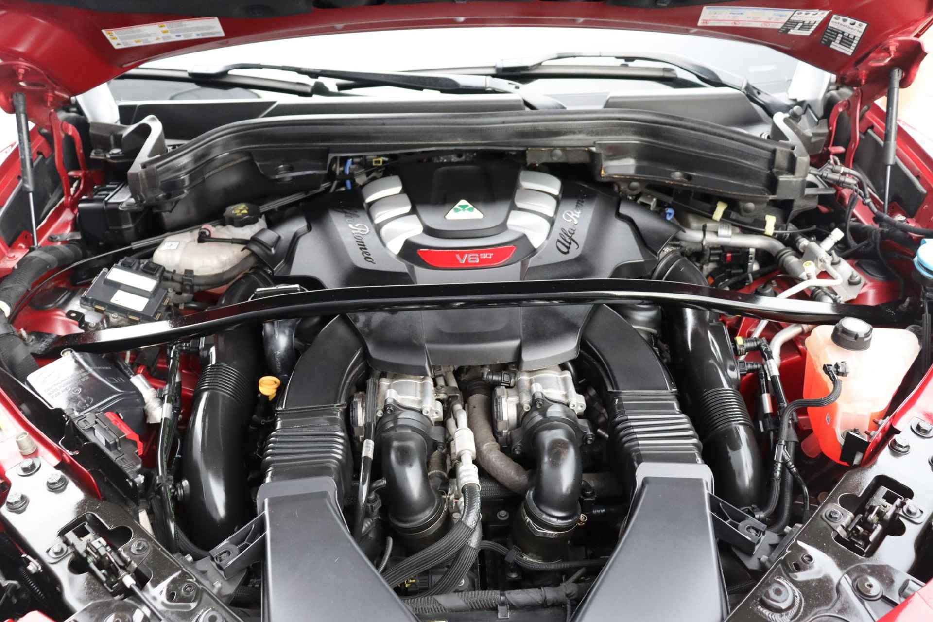 Alfa Romeo Stelvio 2.9 V6 510pk AWD Quadrifoglio / Panoramadak / HK Audio - 51/83