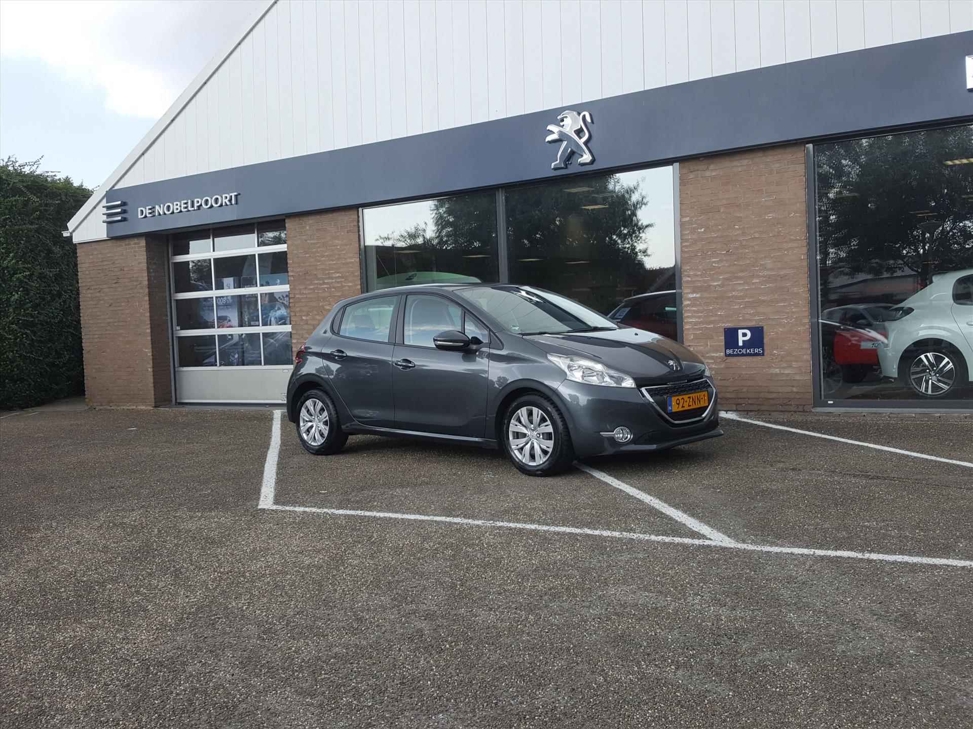 Peugeot 208 ACTIVE 1.4 VTi-95PK 5D Navigatie | Cruise & Climate control | Parkeersensoren | Bluetooth | CD-speler - 1/42