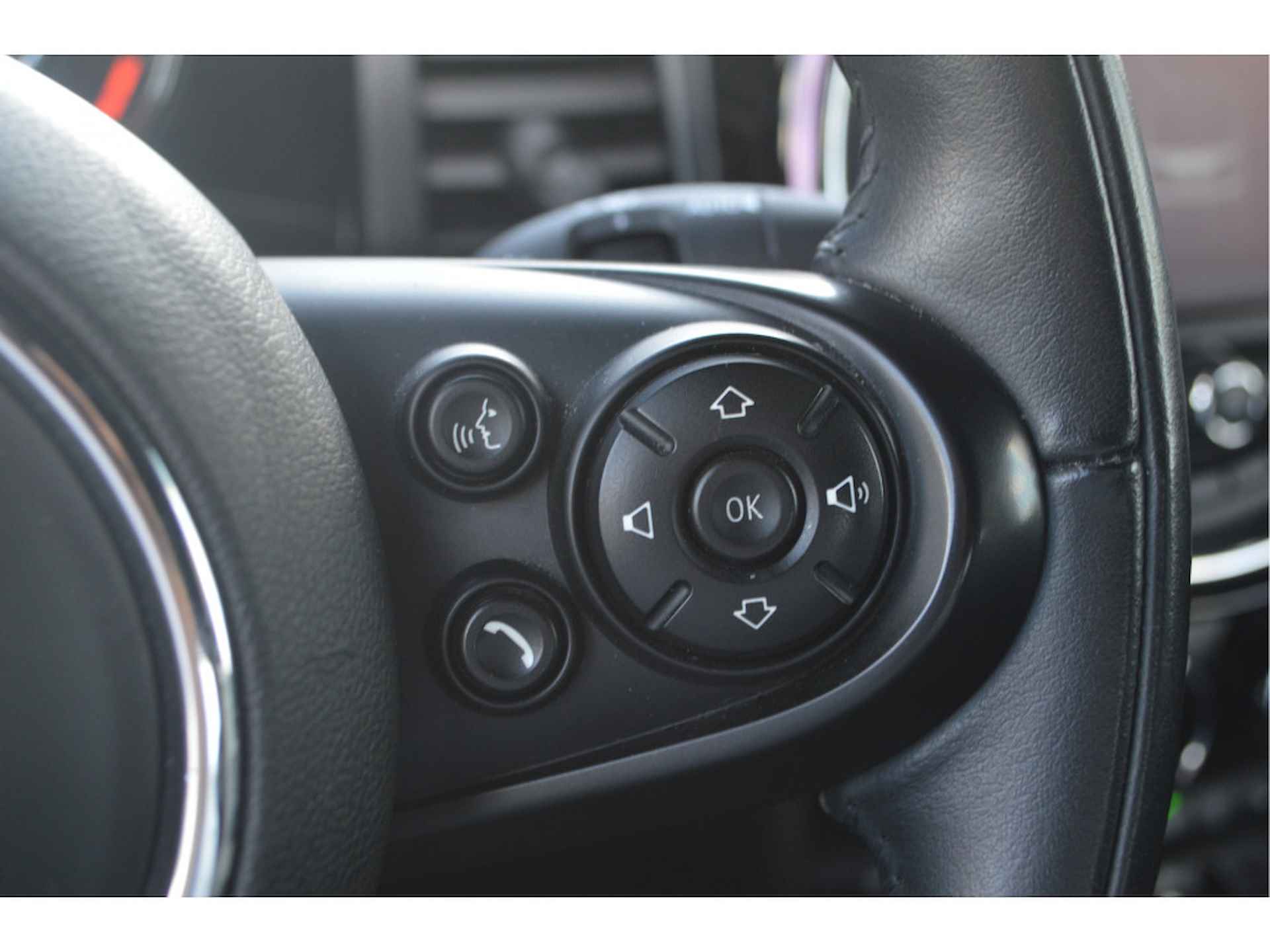 MINI Cabrio Cooper S Pepper Automaat / Stoelverwarming / LED / Harman Kardon / Cruise Control / Navigatie Professional / Airconditioning - 17/23
