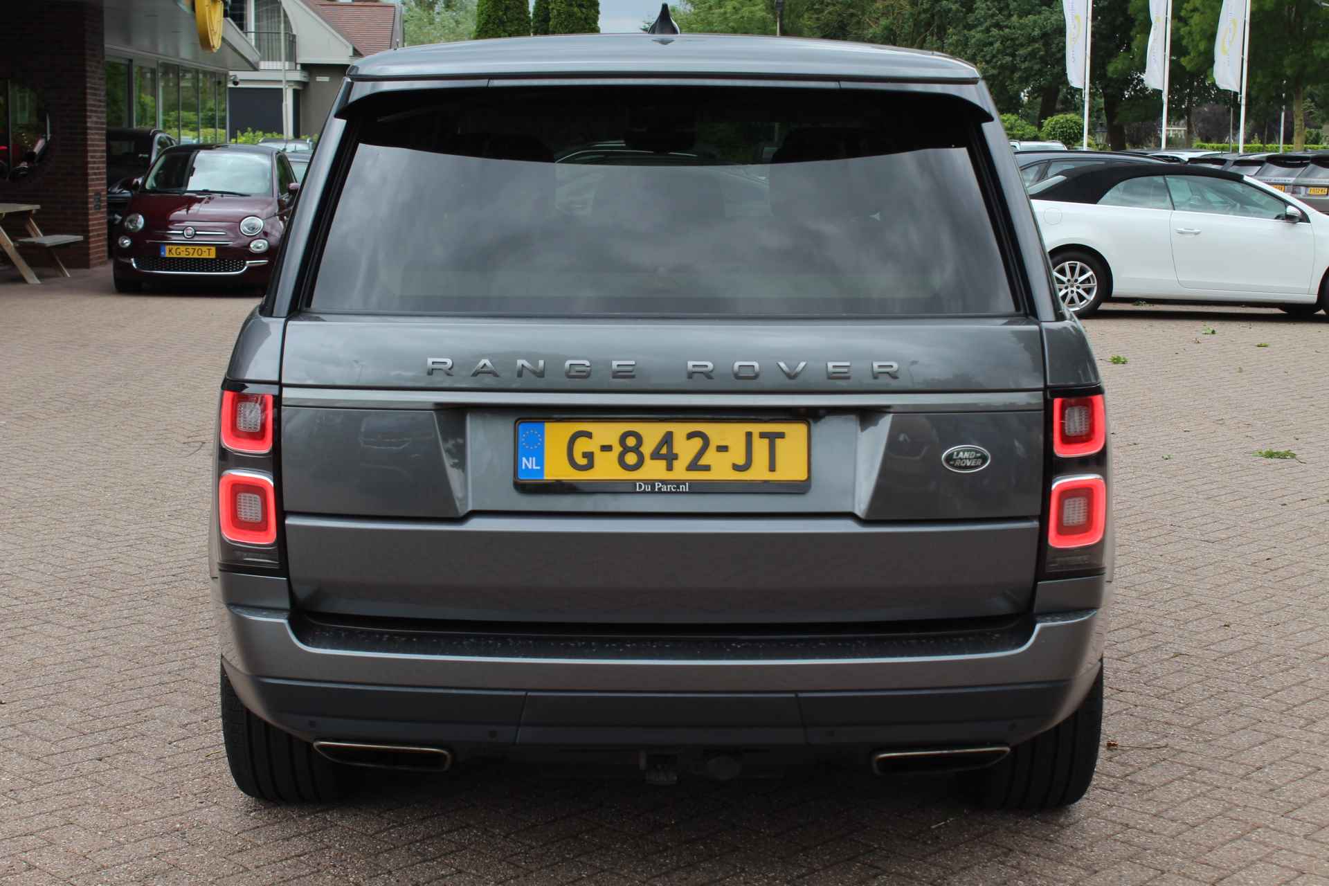 Land Rover Range Rover 3.0 TDV6 Autobiography / Trekhaak / Panoramadak / Camera / Luchtvering / 21'' / Meridian / Stoelverwarming / Stuurverwarming / DAB / Cruise Control - 15/37