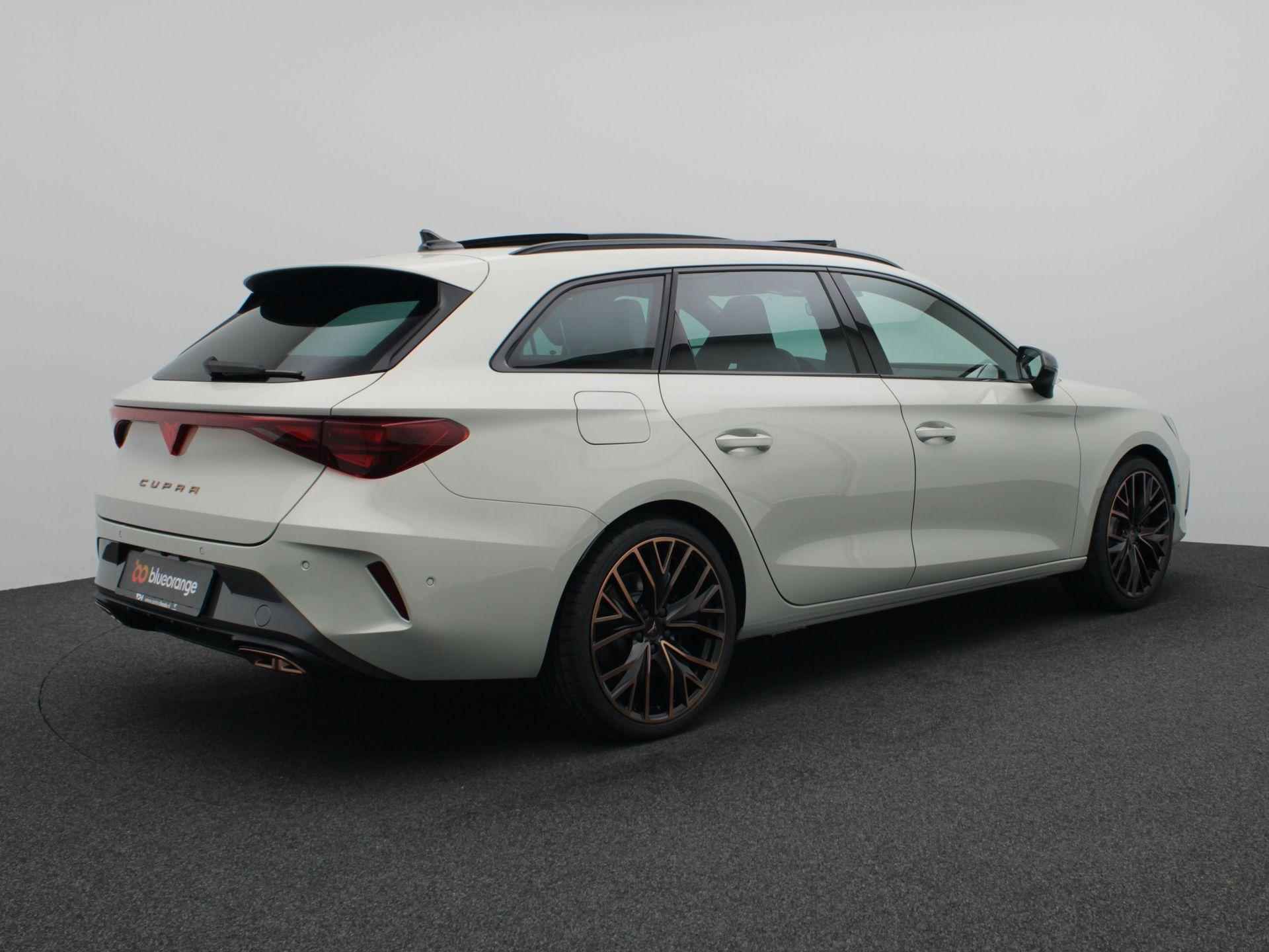 CUPRA Leon Sportstourer 1.5 TSI e-Hybrid VZ Performance 272 PK DSG matrix led, schuif-kanteldak, achteruitrijcamera, stuur-stoelverwarming, adaptive cruise met travel assist, elek. verstelbare voorstoel, side assist, keyless, 19" lichtmetaal - 3/59