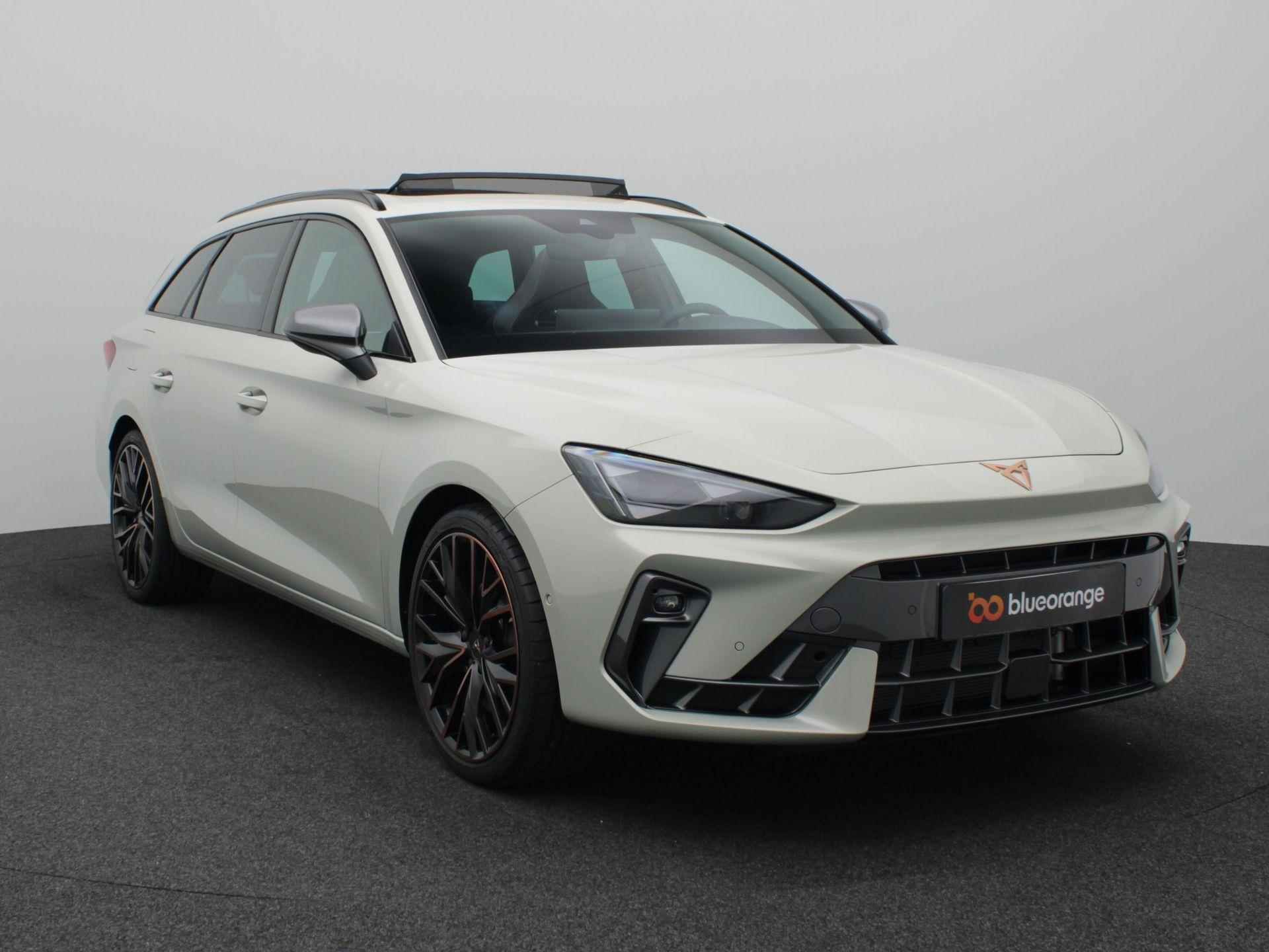 CUPRA Leon Sportstourer 1.5 TSI e-Hybrid VZ Performance 272 PK DSG matrix led, schuif-kanteldak, achteruitrijcamera, stuur-stoelverwarming, adaptive cruise met travel assist, elek. verstelbare voorstoel, side assist, keyless, 19" lichtmetaal - 12/59