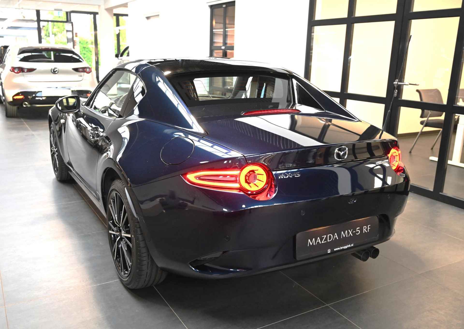 Mazda MX-5 RF SkyActiv-G 184 6MT Kazari Model 2024 *Actie: nu met €3.000 inruilvoordeel* - 6/61