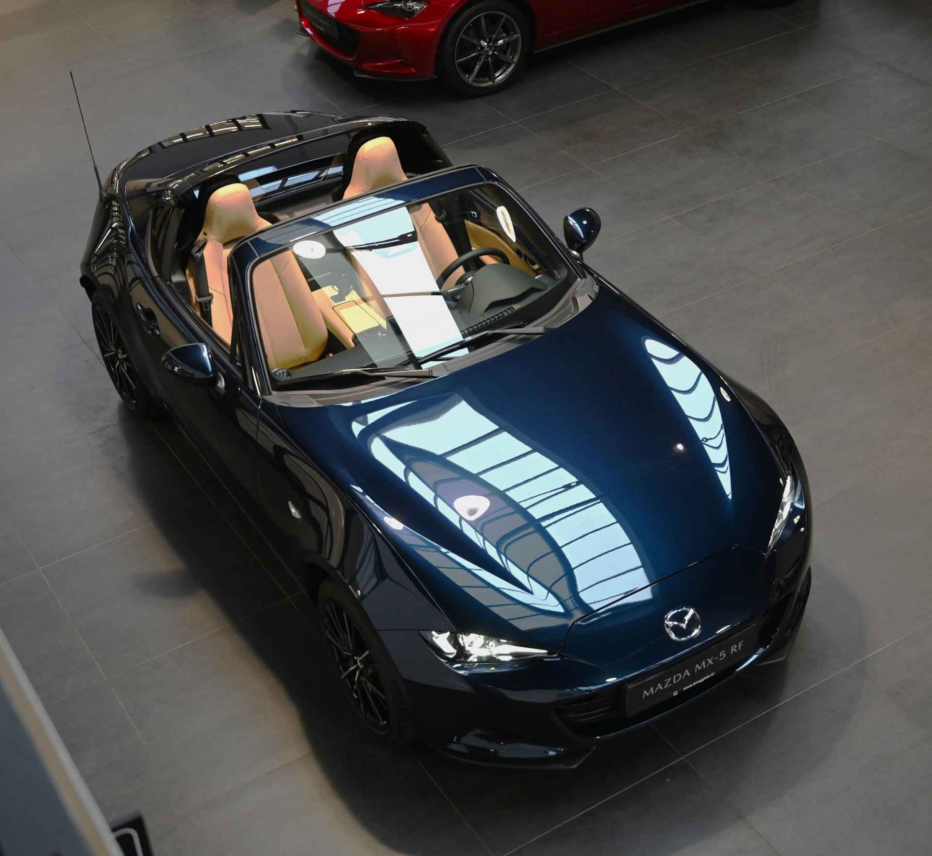 Mazda MX-5 RF SkyActiv-G 184 6MT Kazari Model 2024 *Actie: nu met €3.000 inruilvoordeel* - 7/61