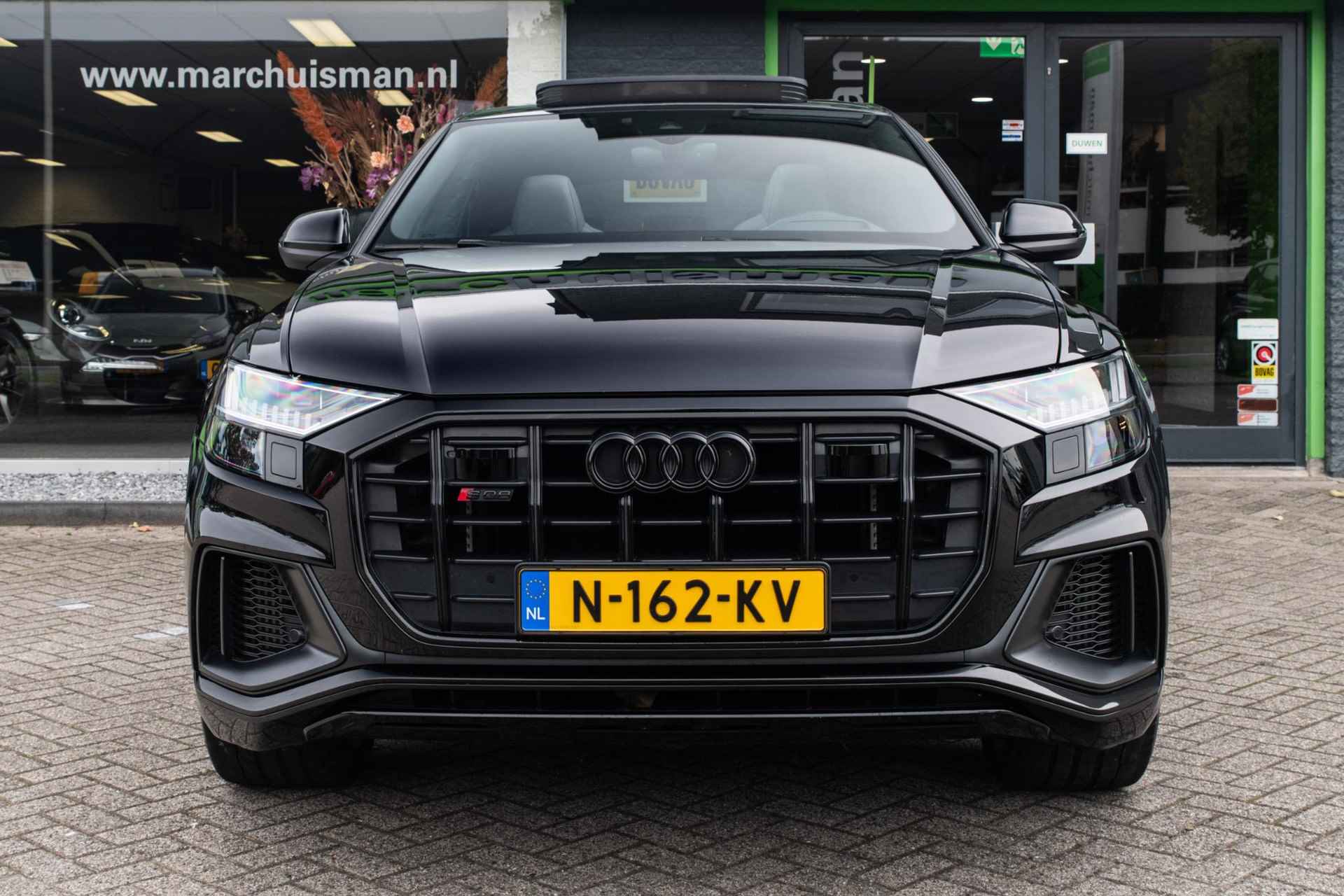 Audi SQ8 4.0 TFSI quattro / PANODAK / TOUR / HEAD UP - 4/59