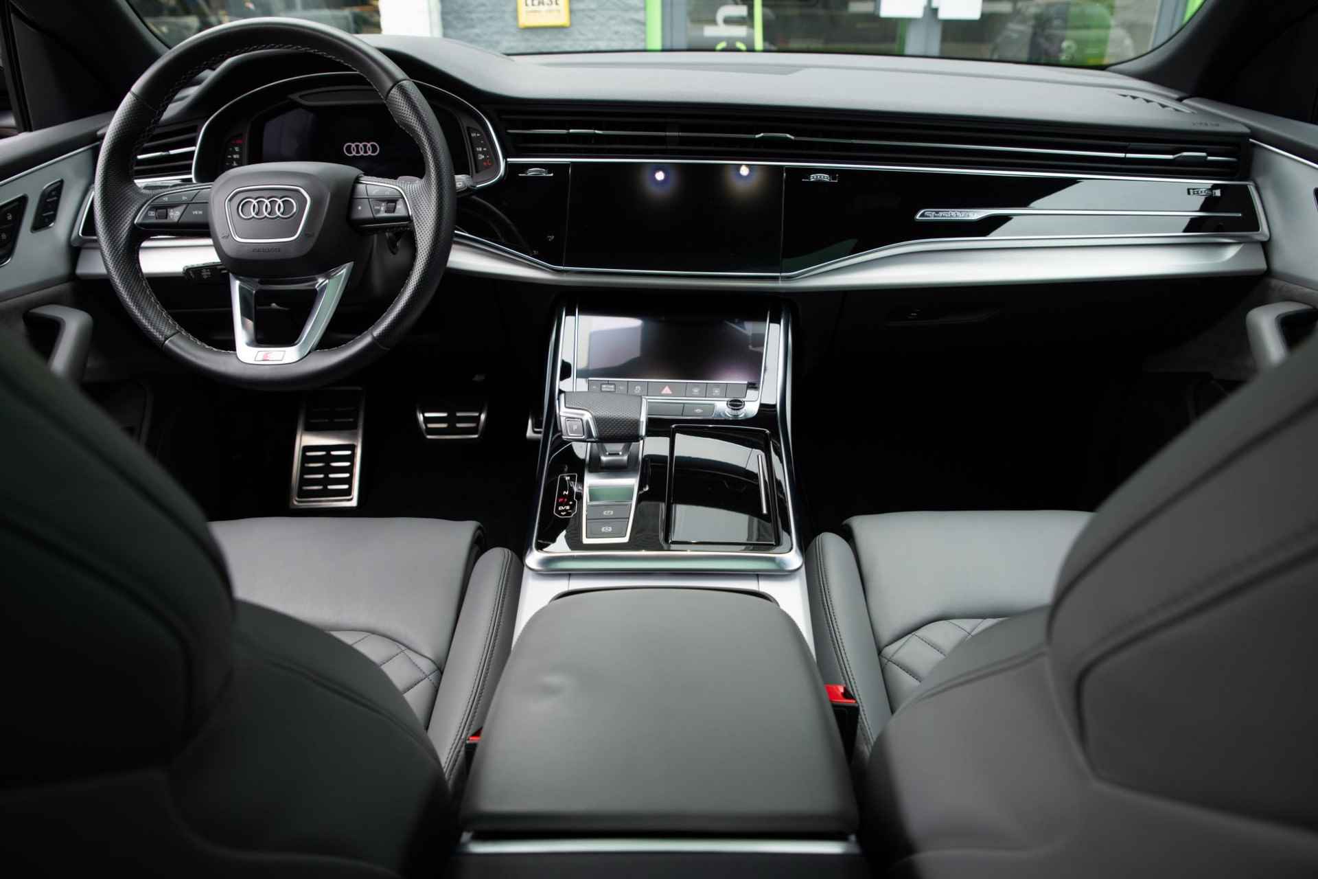 Audi SQ8 4.0 TFSI quattro / PANODAK / TOUR / HEAD UP - 18/59