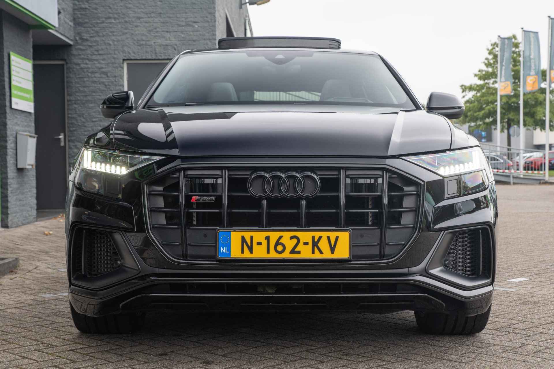 Audi SQ8 4.0 TFSI quattro / PANODAK / TOUR / HEAD UP - 21/59