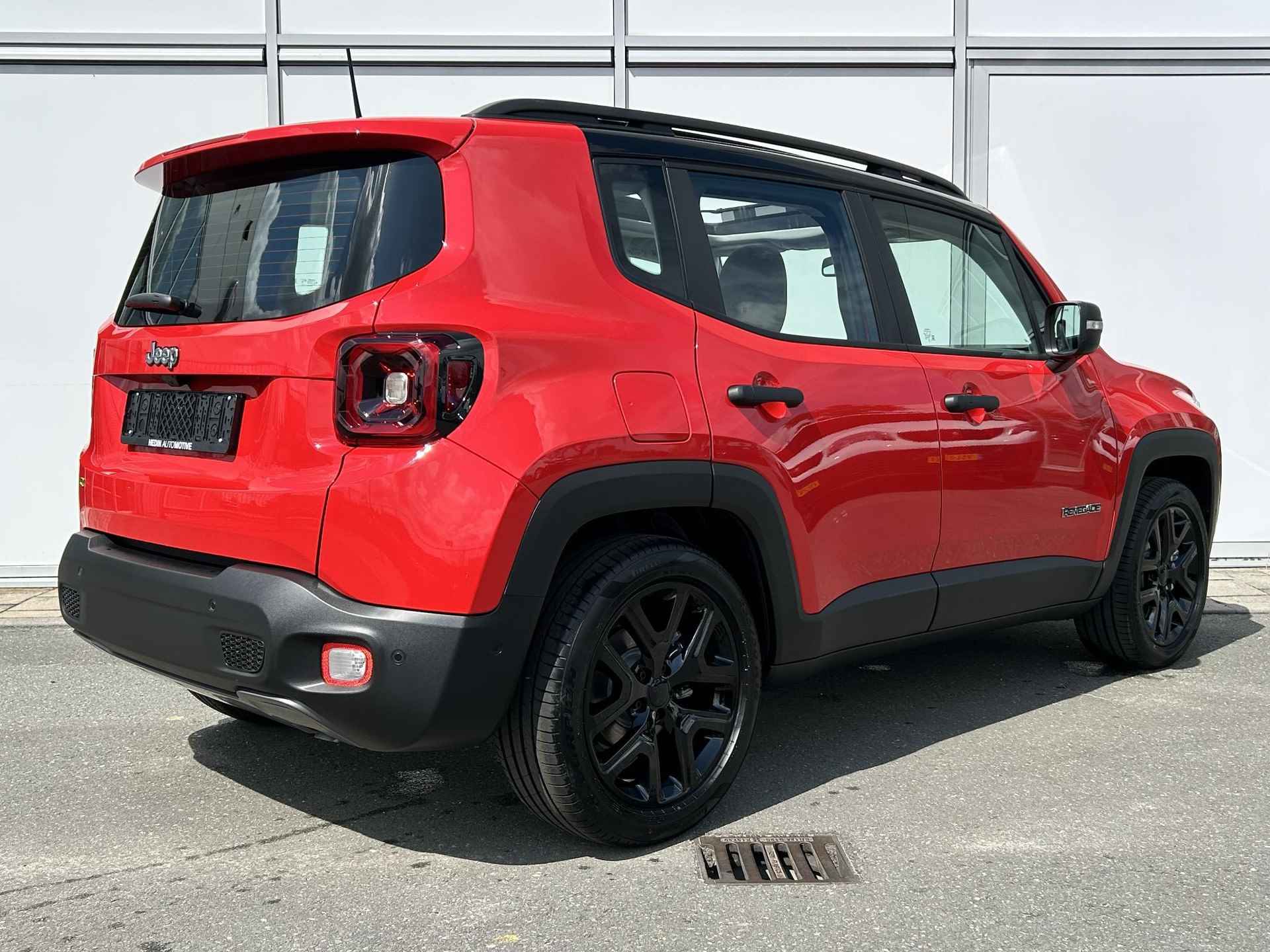 Jeep Renegade 1.5T e-Hybrid Summit | LEDER | LED | SCHUIFDAK | NAVI | CAMERA | PARKEERSENSOREN | STOEL- EN STUURVERWARMING | FULL OPTIONS - 2/38