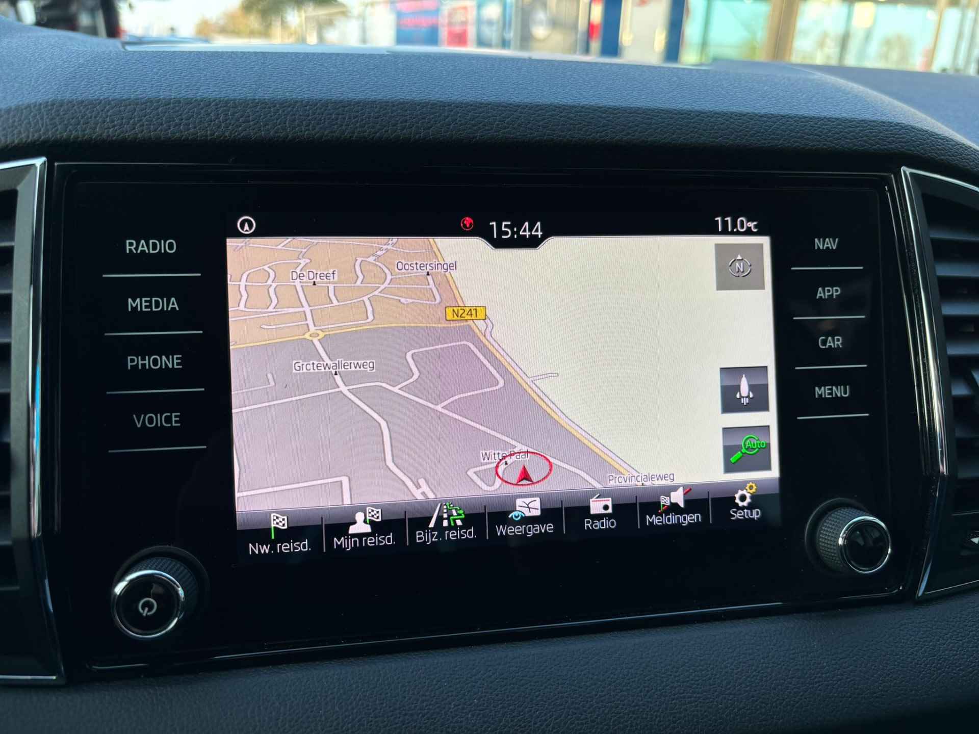 Škoda Karoq 1.5 TSI 150 pk Style 7-DSG | Apple Carplay | Stoelverwarming | Cruise control | - 27/32