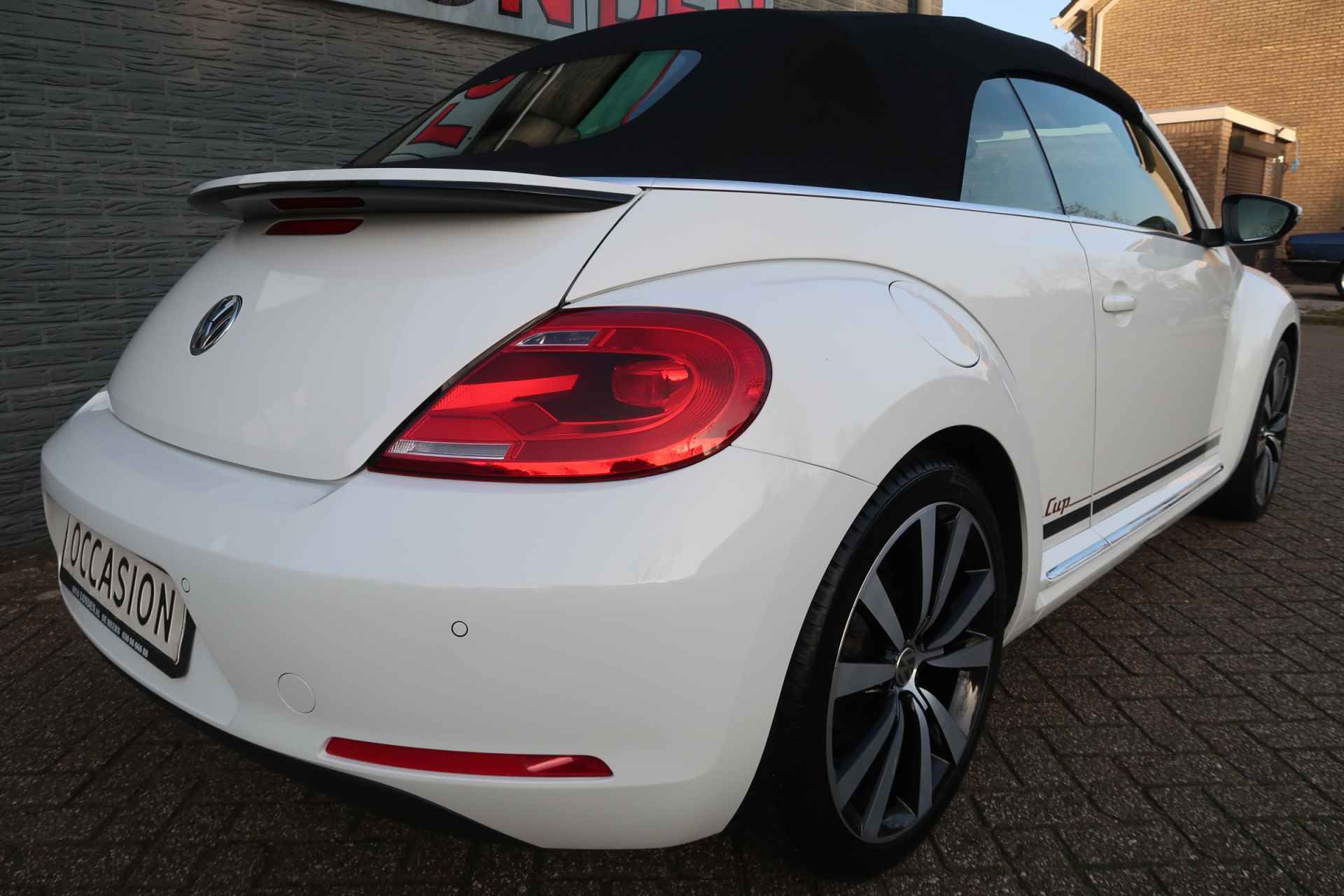 Volkswagen Beetle Cabriolet 1.4 TSI Sport Zeer mooie en exclusive beetle vol options - 4/36