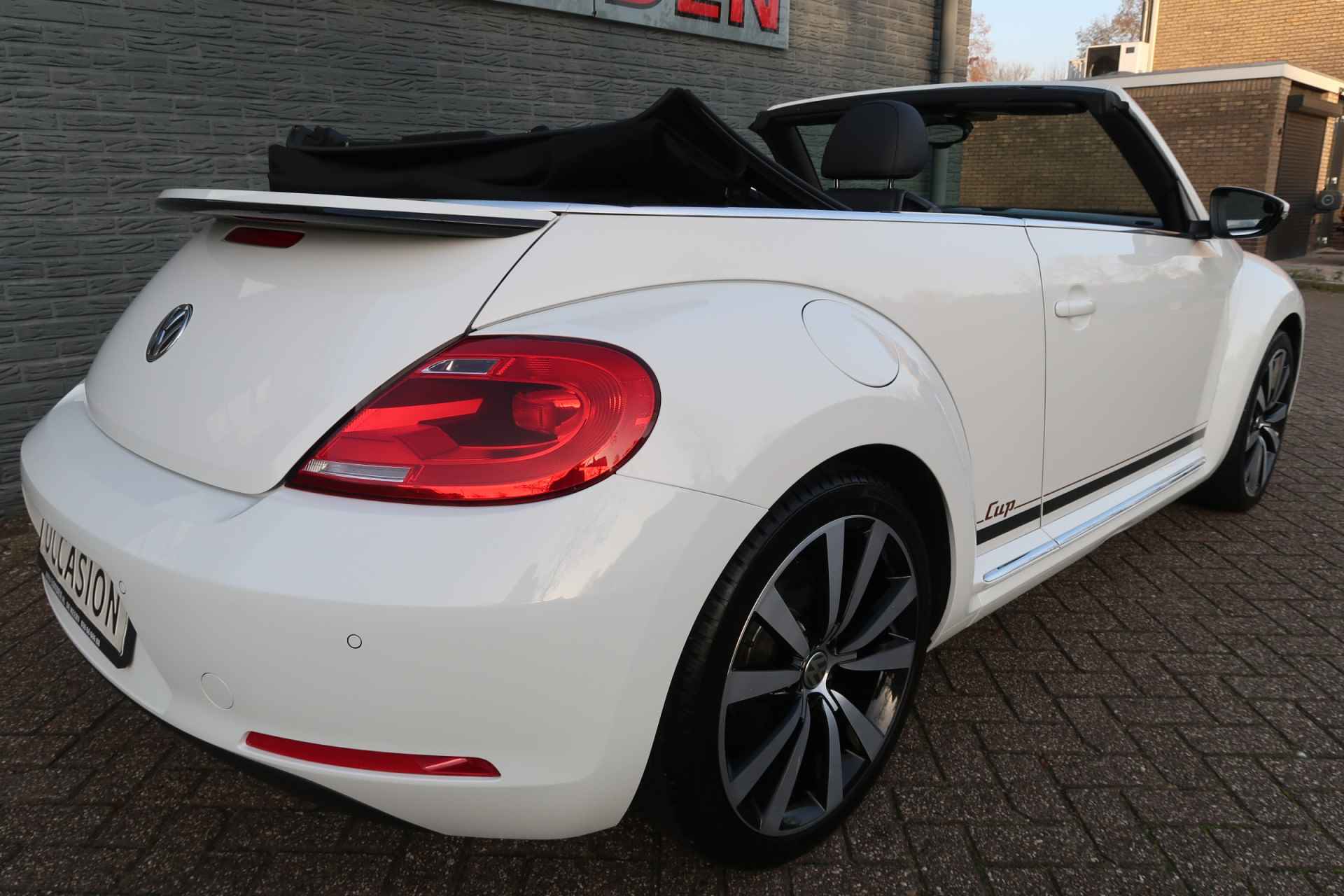 Volkswagen Beetle Cabriolet 1.4 TSI Sport Zeer mooie en exclusive beetle vol options - 8/36