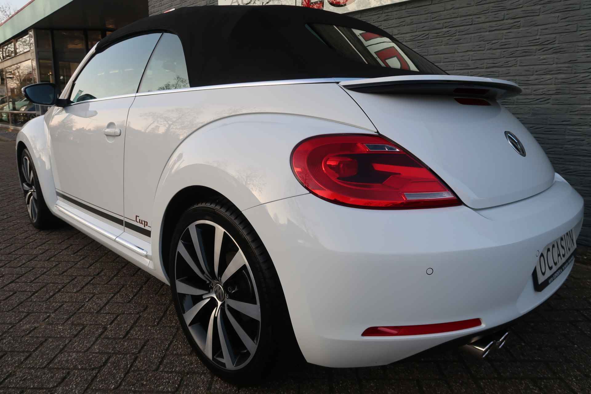 Volkswagen Beetle Cabriolet 1.4 TSI Sport Zeer mooie en exclusive beetle vol options - 15/36