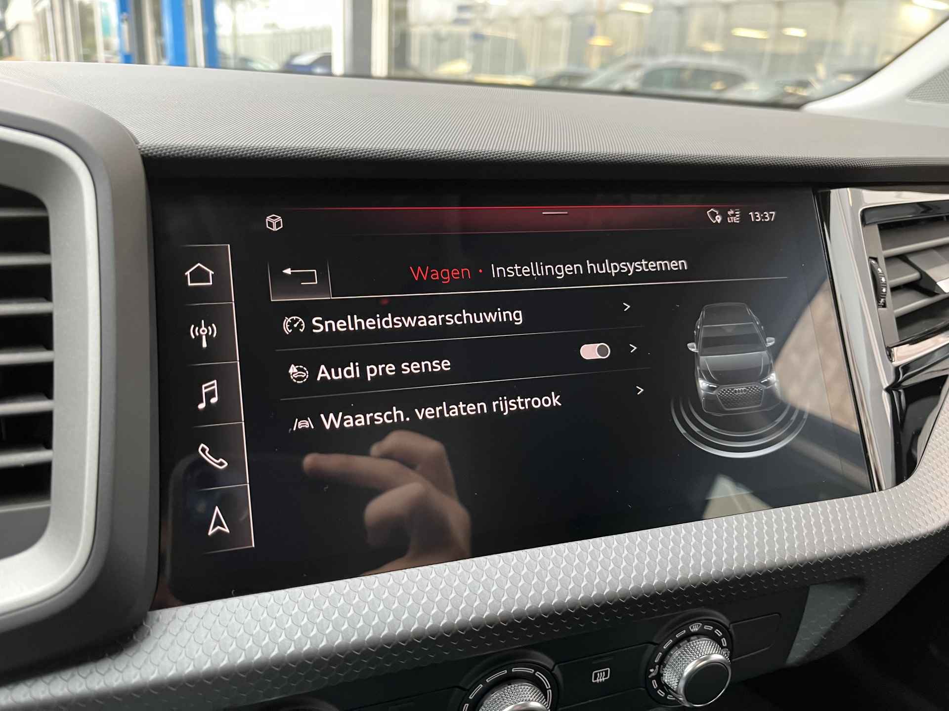 Audi A1 Sportback 25 TFSI Pro Line / AUTOMAAT/ CRUISE/ APPLE CARPLAY/ ANDROID AUTO/ AIRCO/ PARK. SENSOREN/ VIRTUAL COCKPIT/ 15"LMV - 23/36