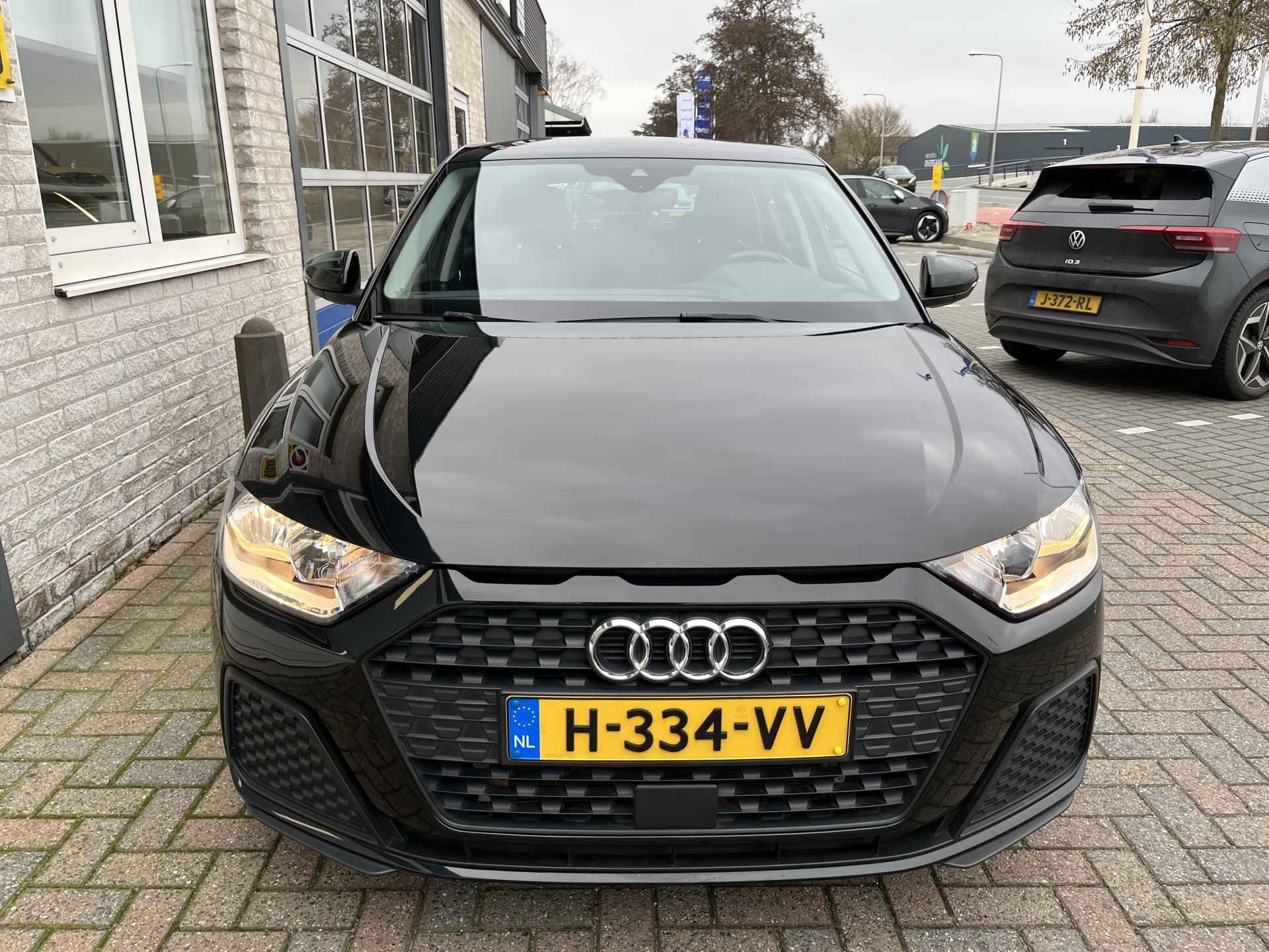 Audi A1 Sportback 25 TFSI Pro Line / AUTOMAAT/ CRUISE/ APPLE CARPLAY/ ANDROID AUTO/ AIRCO/ PARK. SENSOREN/ VIRTUAL COCKPIT/ 15"LMV - 30/36