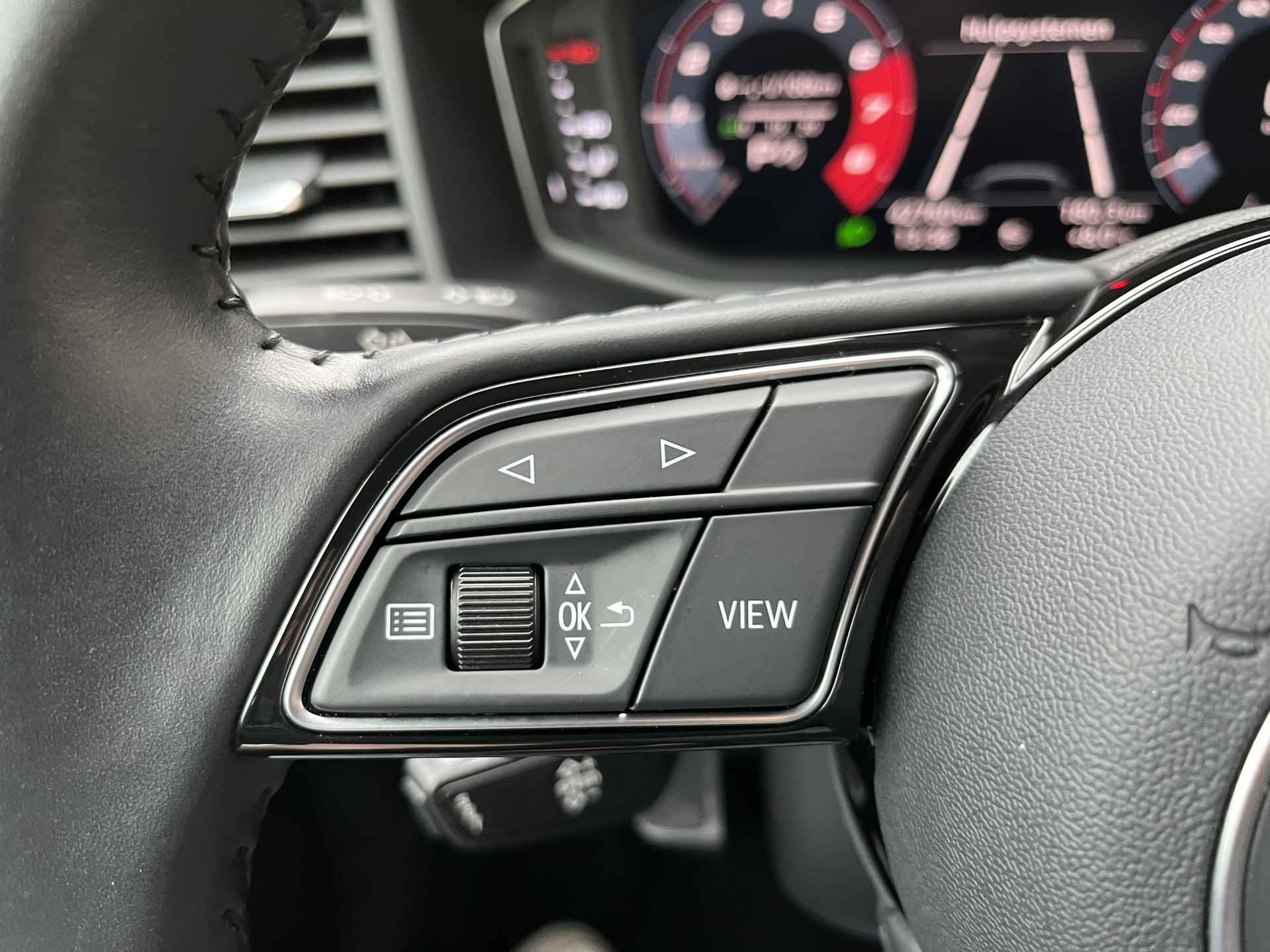 Audi A1 Sportback 25 TFSI Pro Line / AUTOMAAT/ CRUISE/ APPLE CARPLAY/ ANDROID AUTO/ AIRCO/ PARK. SENSOREN/ VIRTUAL COCKPIT/ 15"LMV - 16/36