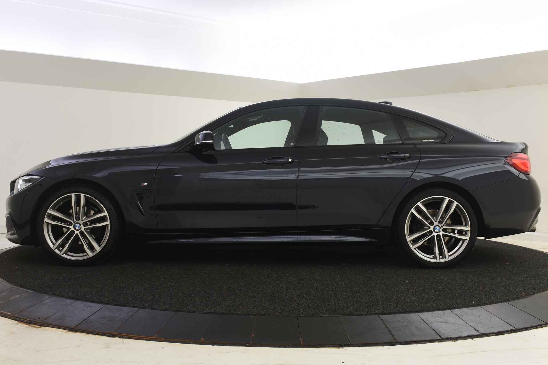 BMW 4 Serie Gran Coupé 418i Executive M Sport Automaat / Sportstoelen / Navigatie Professional / Cruise Control / M Sportonderstel - 4/46