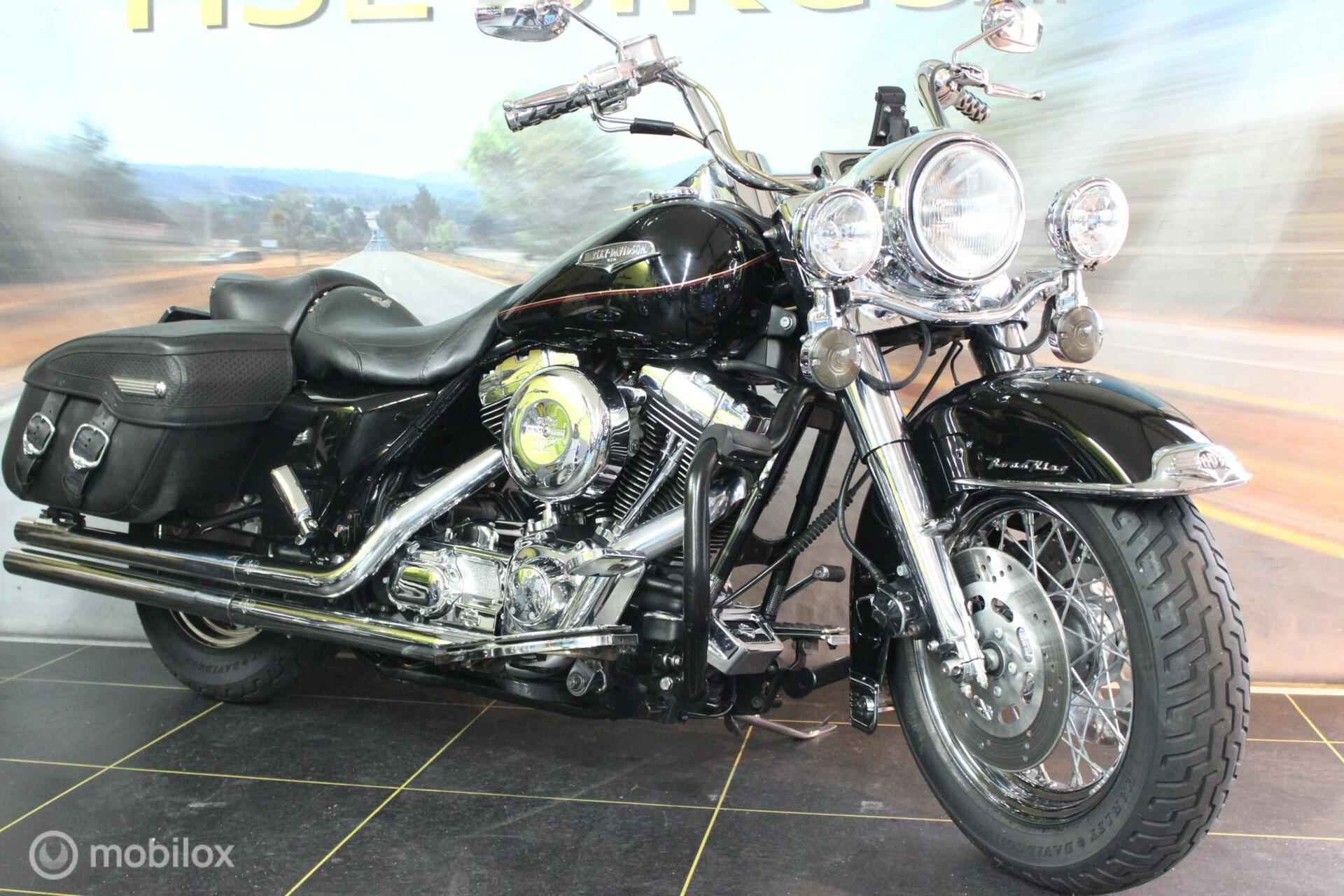 Harley Davidson 88 FLHRCI Road King Classic - 6/10